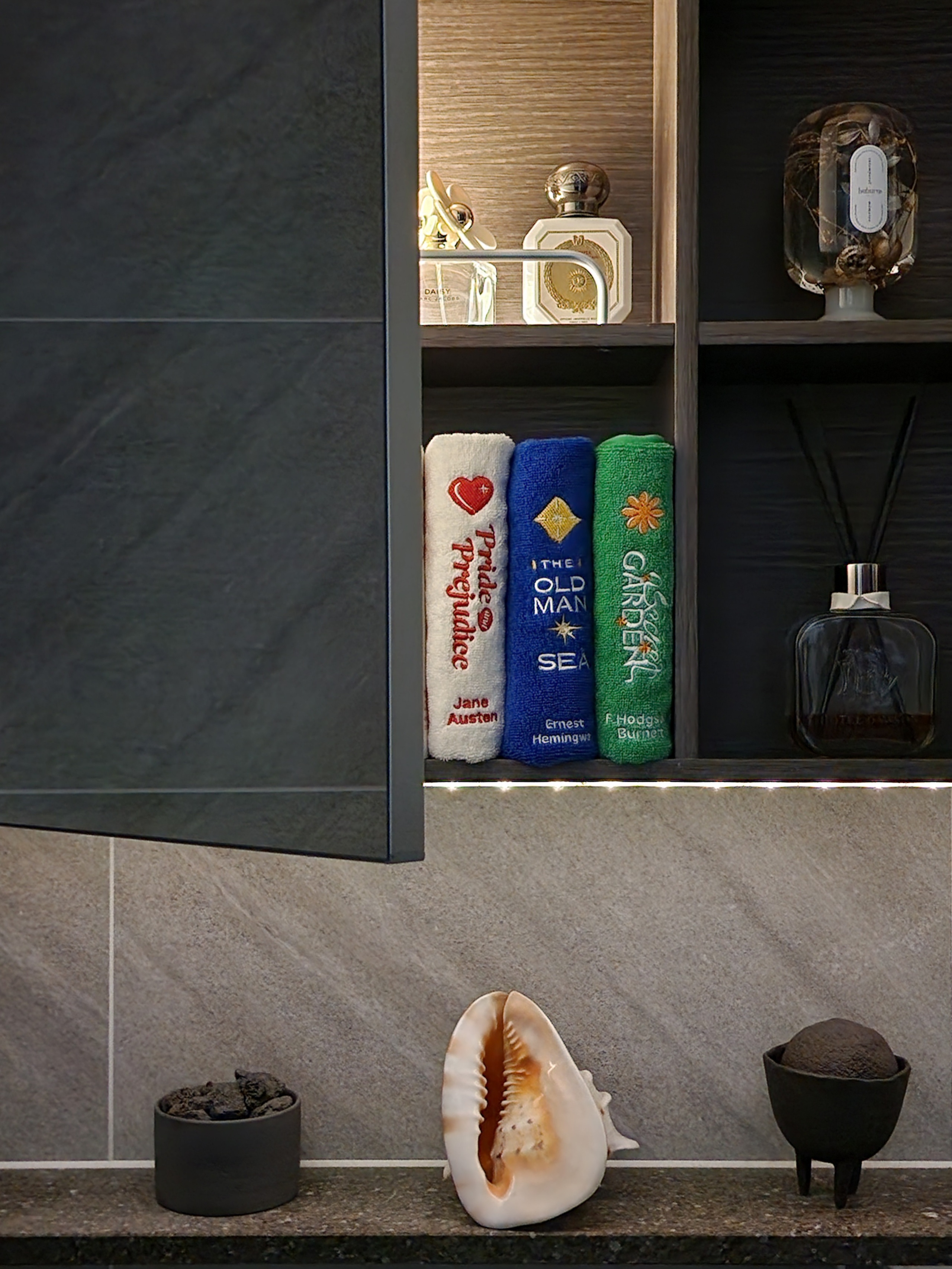 Towelbook Hand Towel user photo