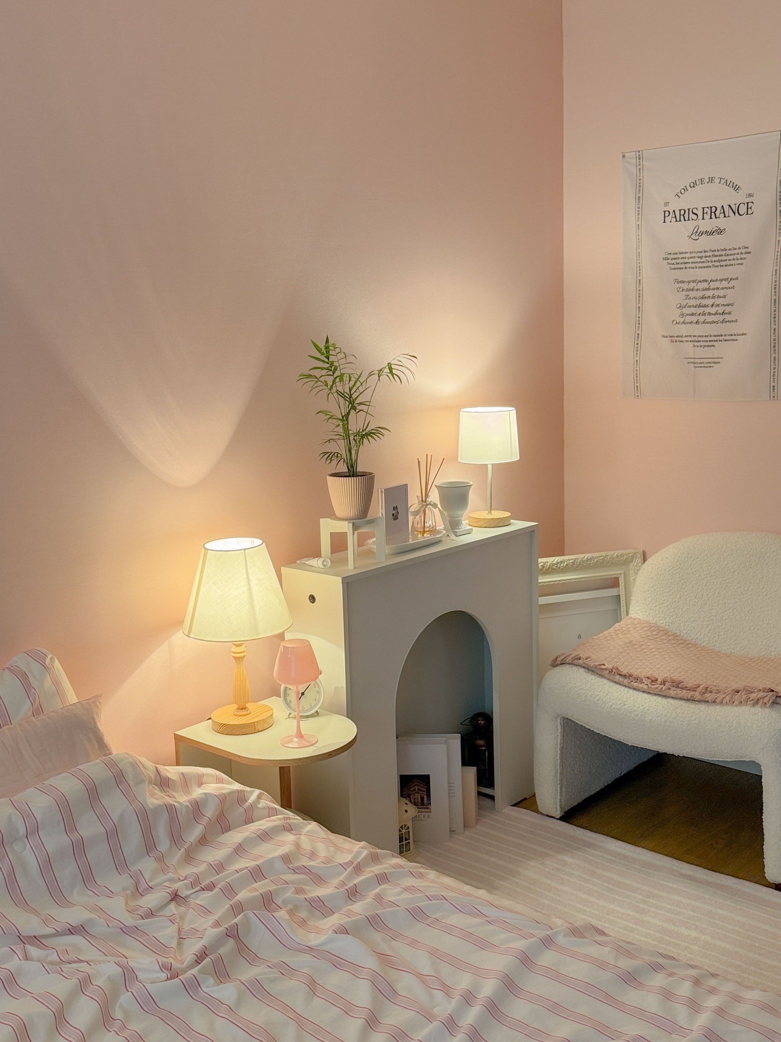 Modern Pink Stripe Microfiber Rug user photo