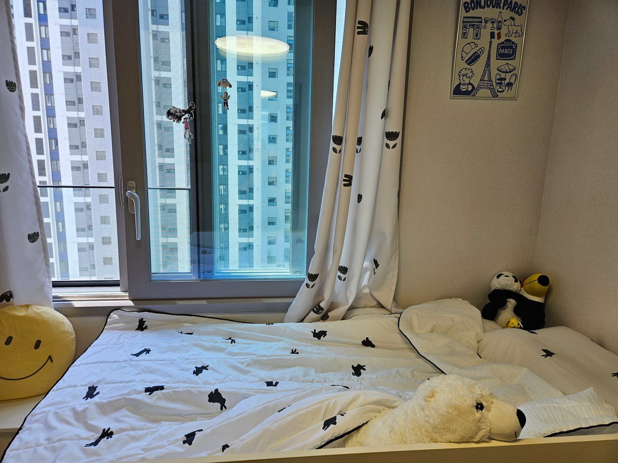 Summer Bunny Cool-Touch Seersucker Comforter Set user photo