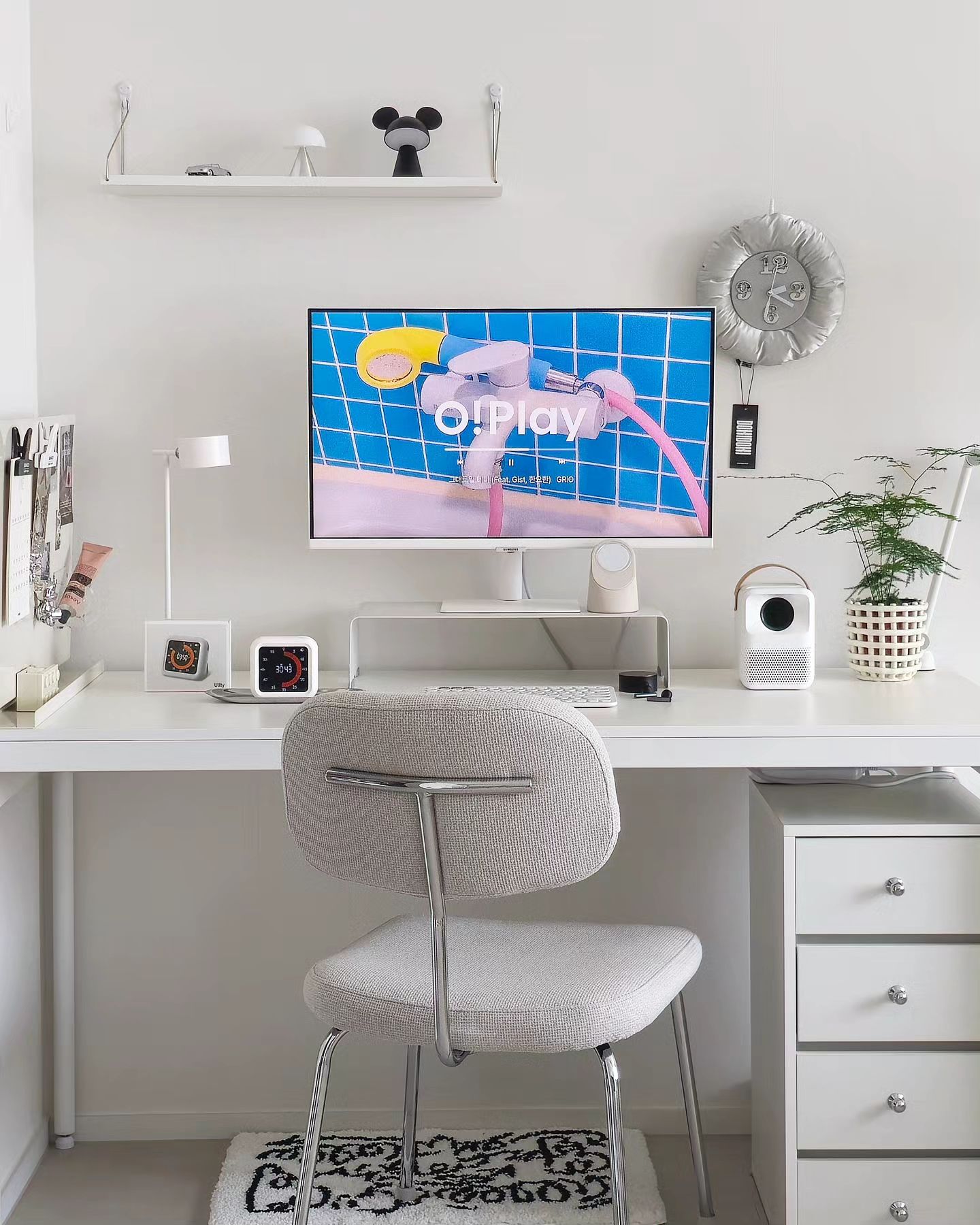 Doodle Pattern Accent Mat user photo