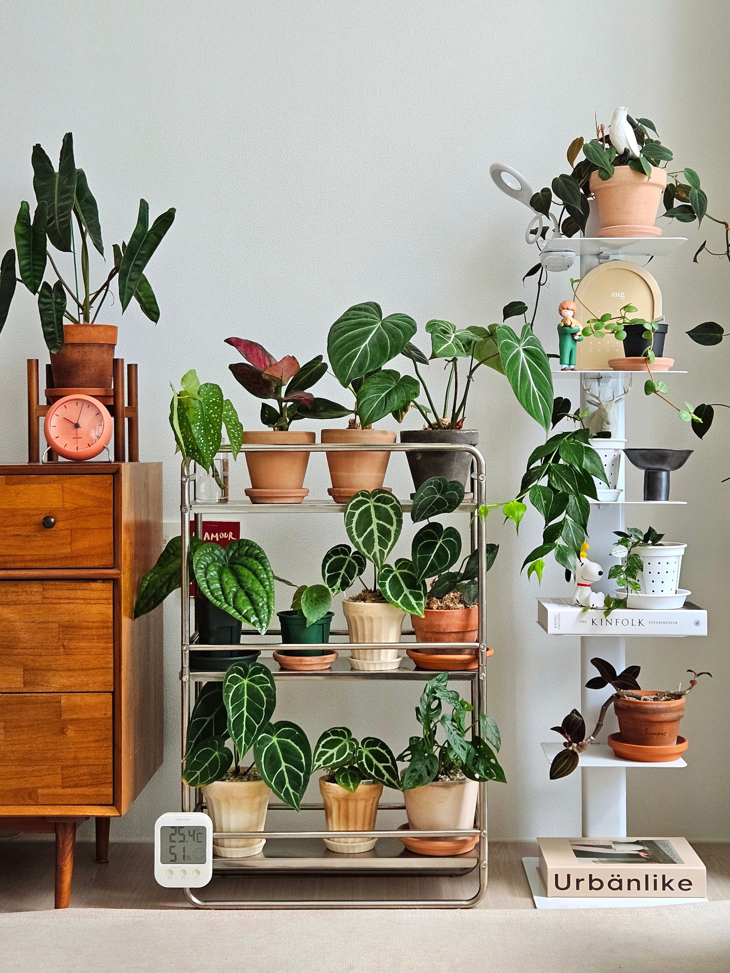 Slim Rolling Metal Storage Cart user photo