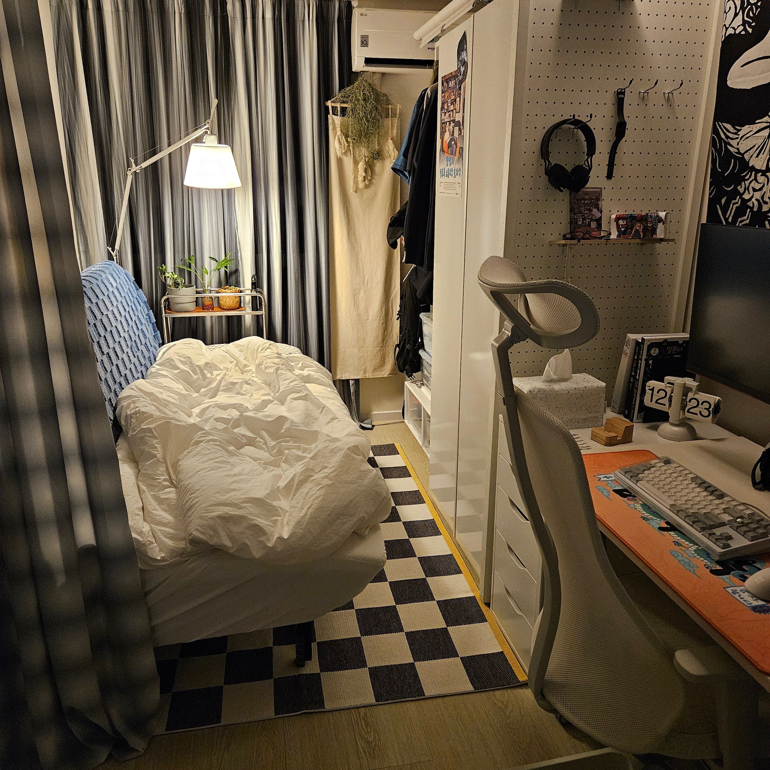 Fluffy Check Winter Blanket user photo