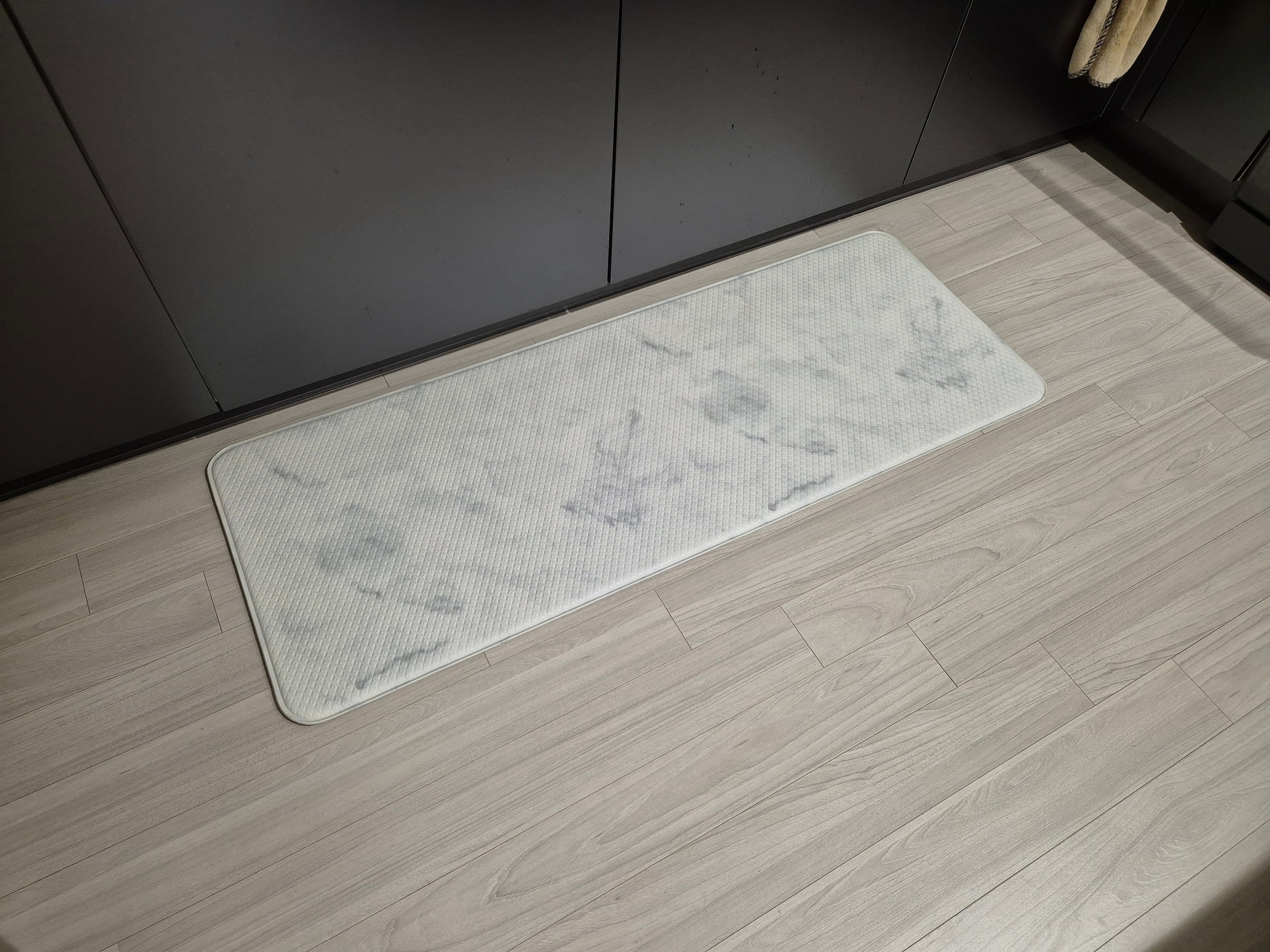 Reversible Marble PVC Kitchen Mat user photo