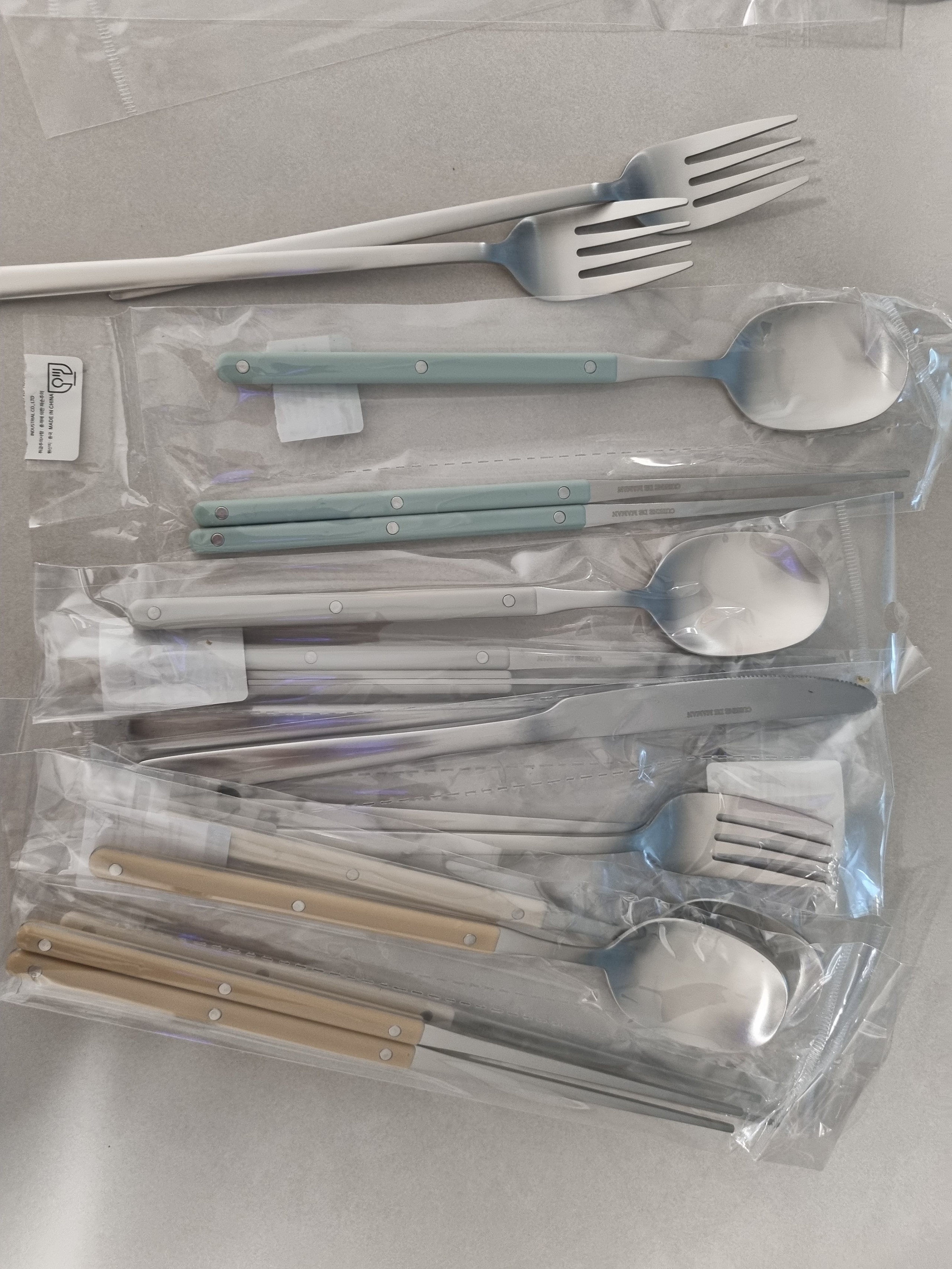 Seoul Minimalist Matte Fork & Knife Set for 4 (8-Piece) user photo