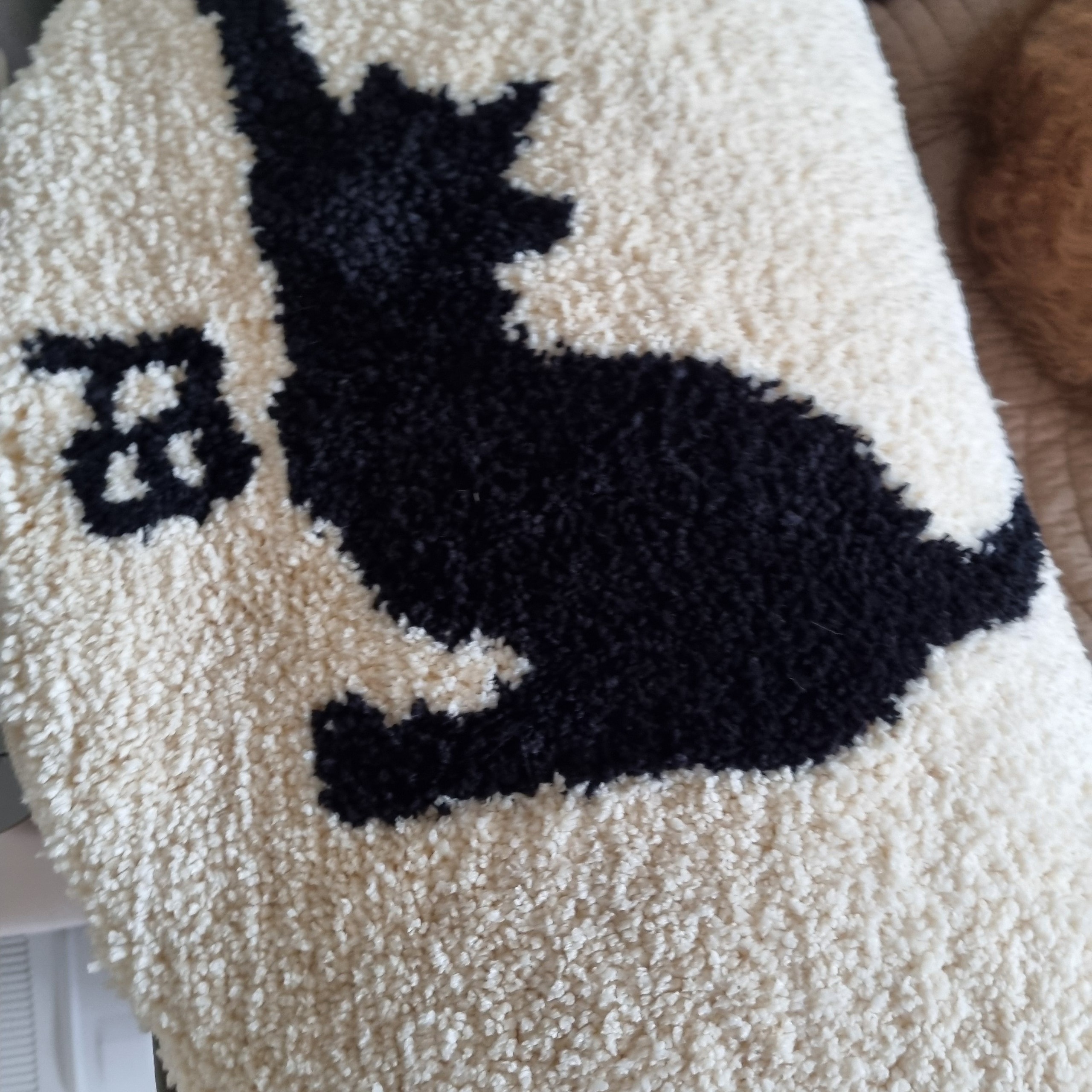Elegant Cat Silhouette Accent Rug user photo