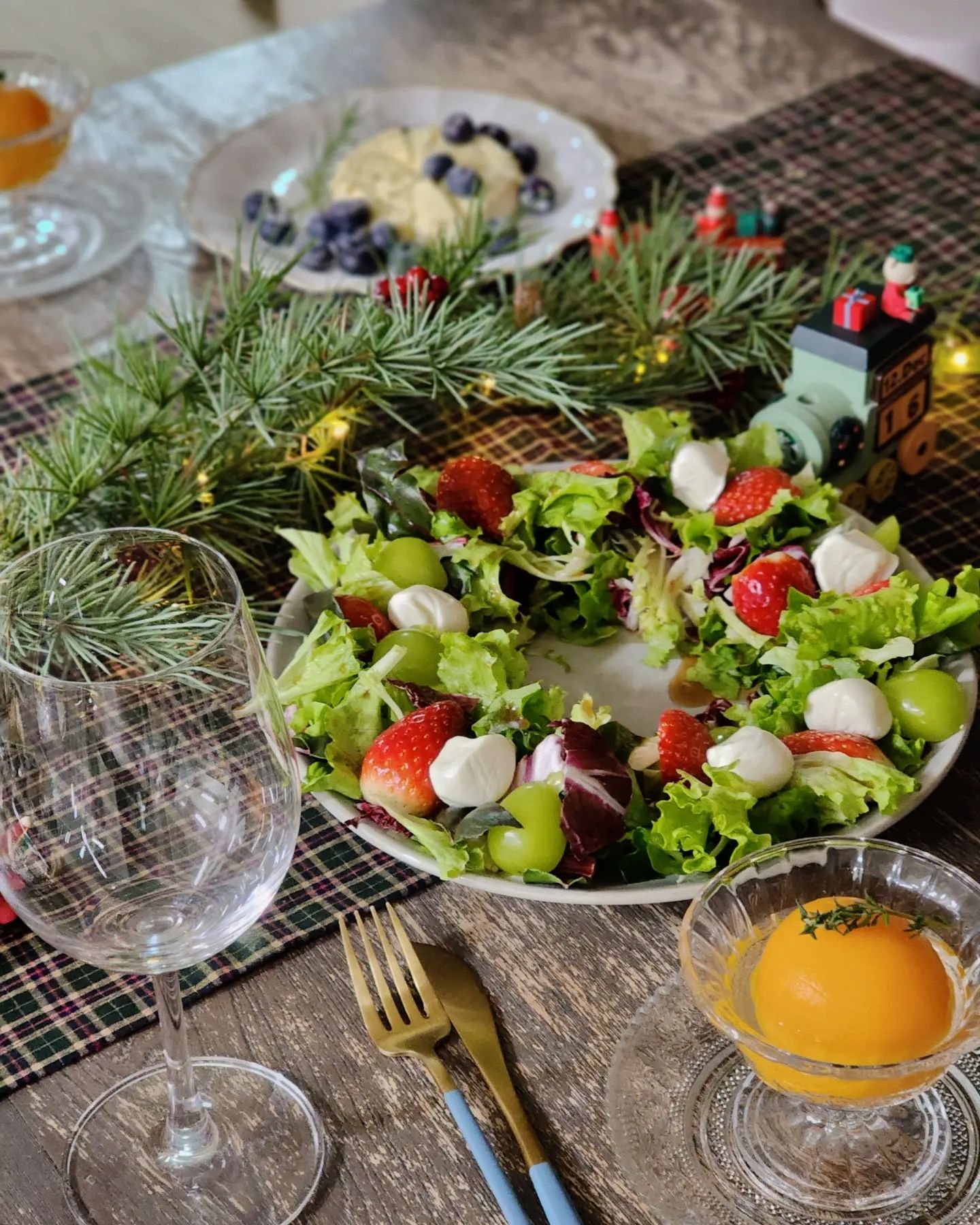 Ruffled Ceramic Dessert Plate user photo