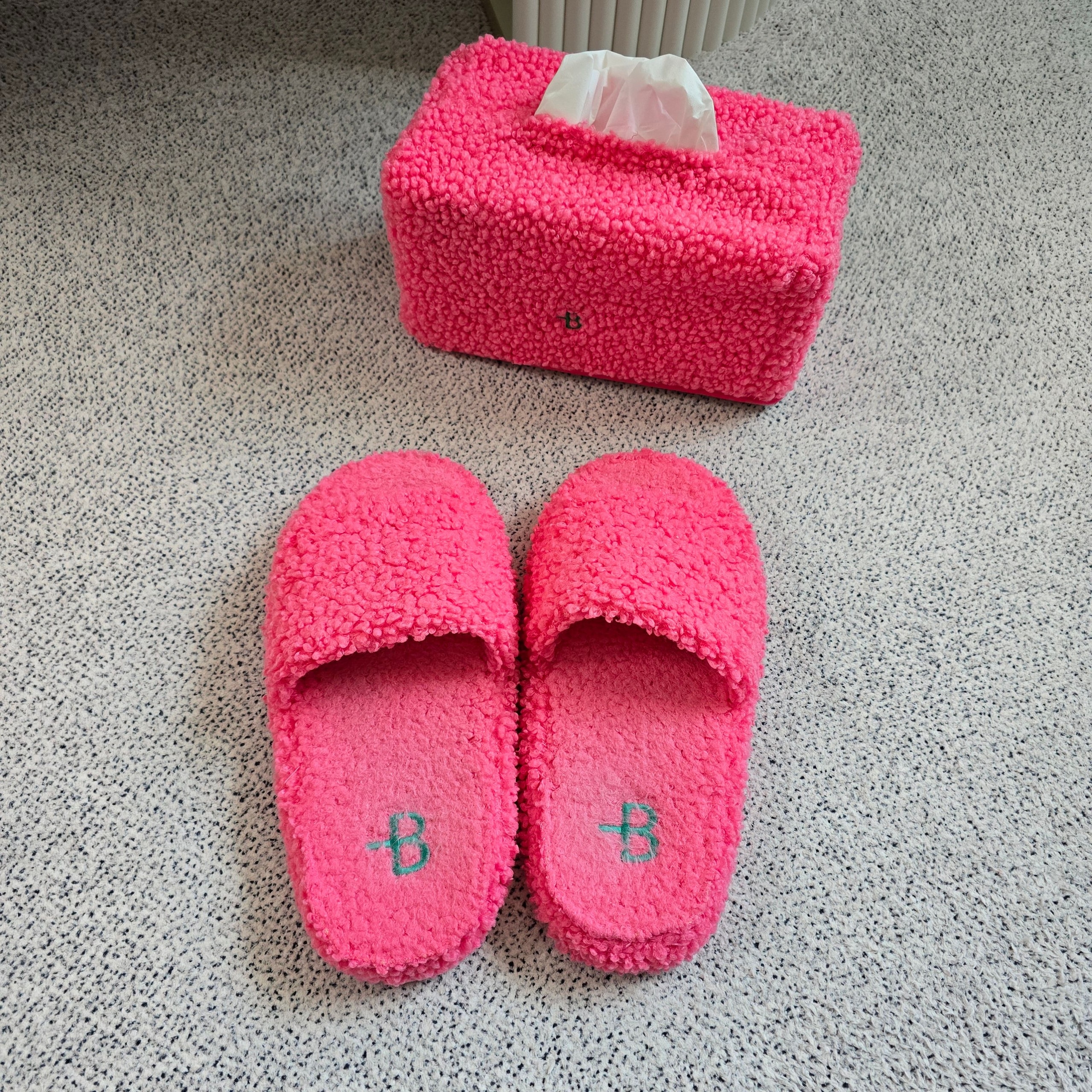 Fluffy Fleece Noise-Reducing Slippers user photo