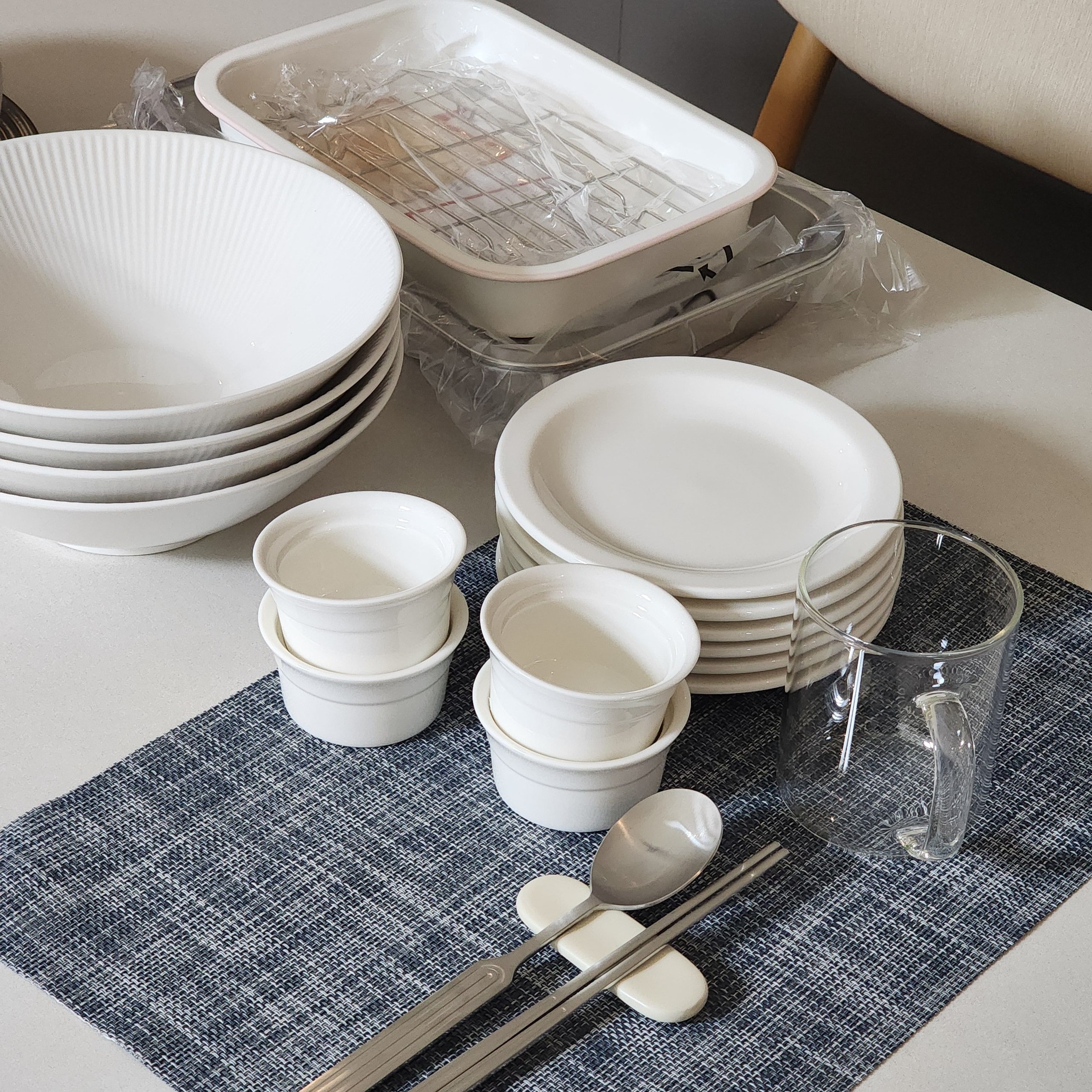 Ridge Stainless Steel Full Flatware Set for 2 (8-Piece) user photo