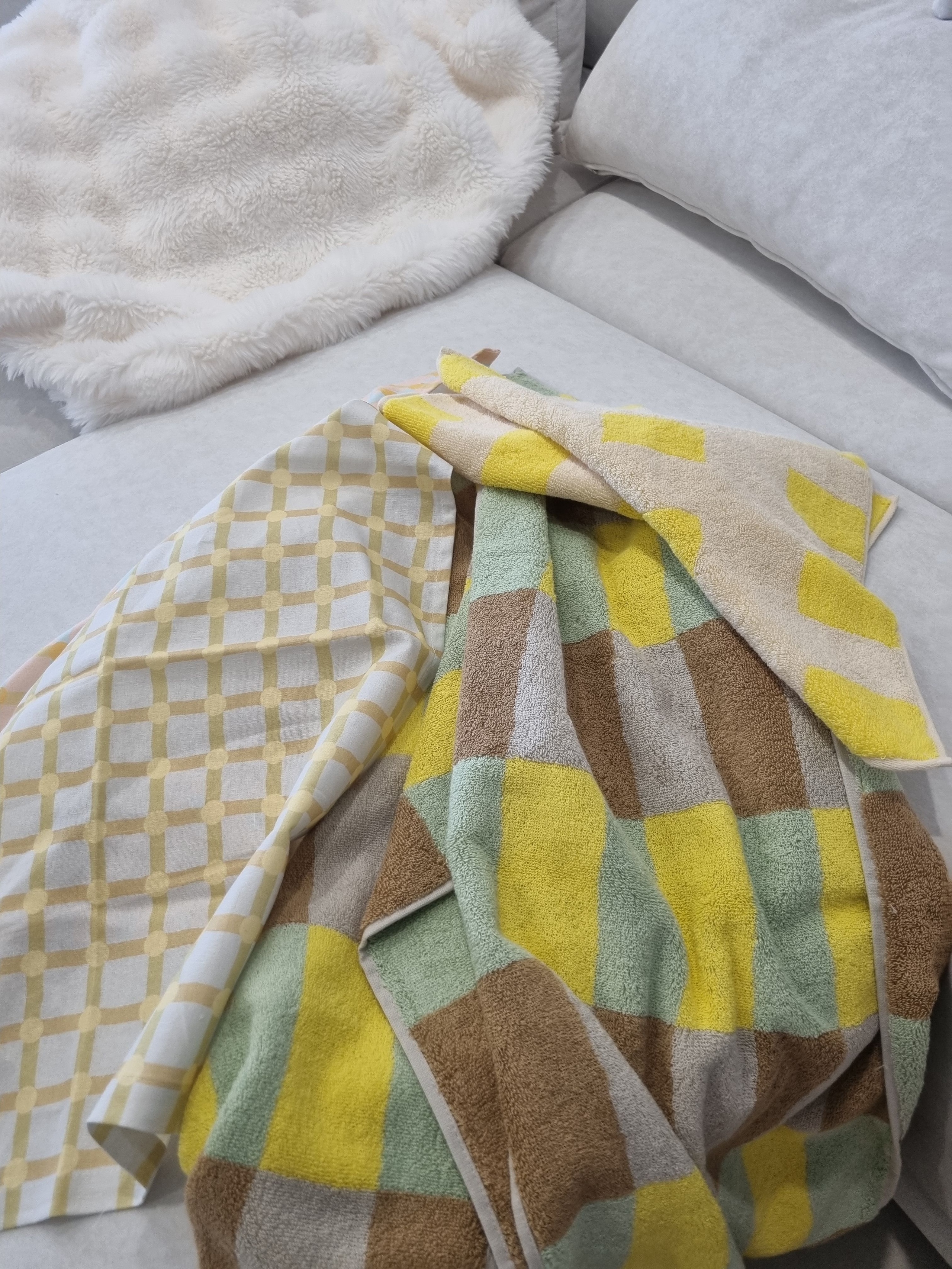 Warm Colorblock Check Hand Towel user photo