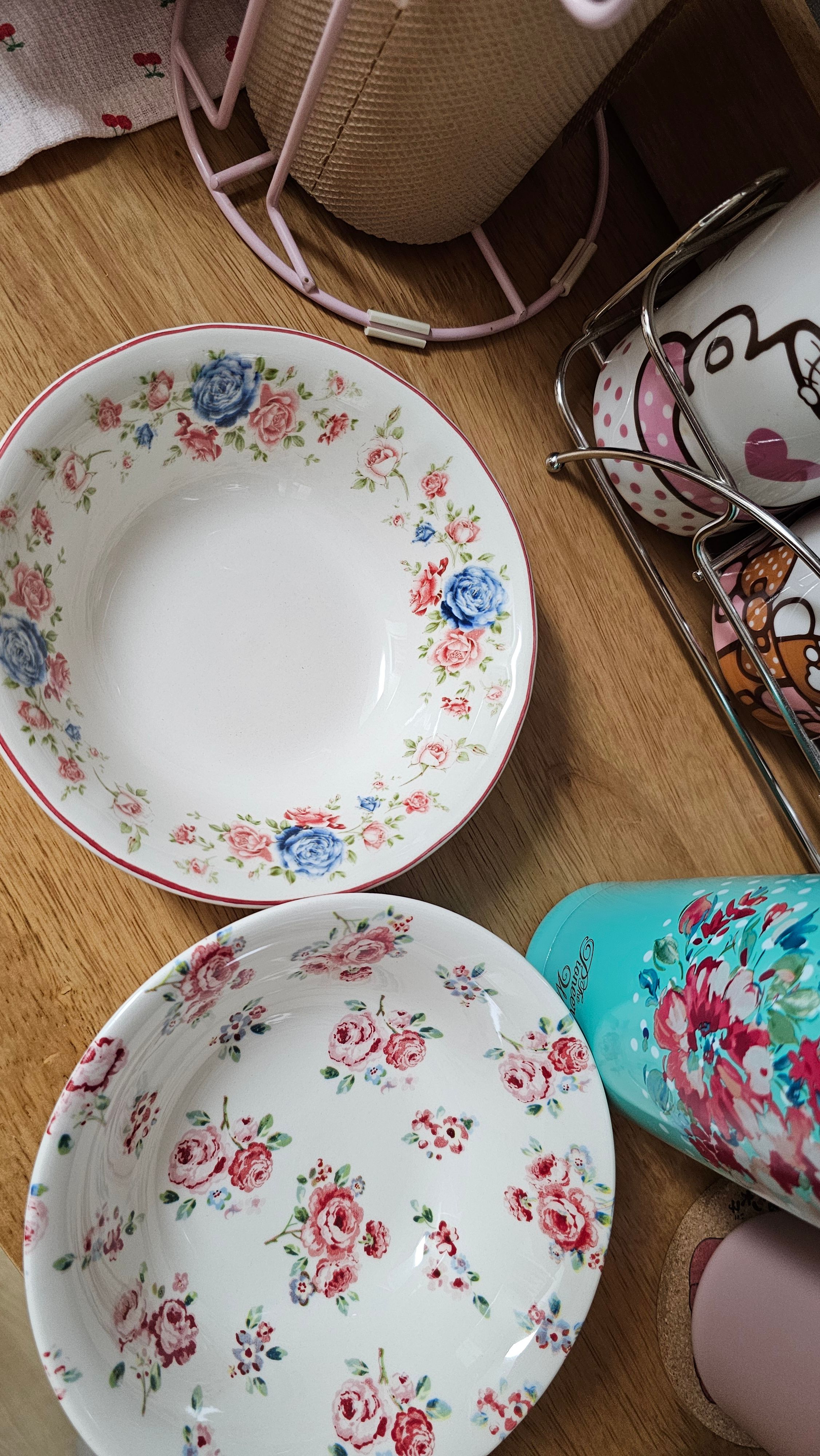 Claytan Vintage Floral Deep Plate user photo