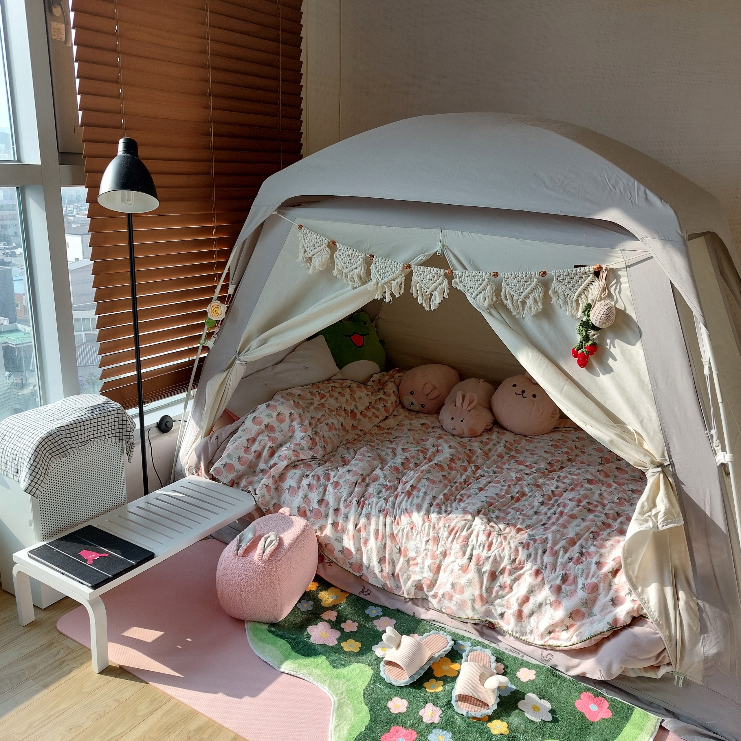 Flower Garden Tufted Rug user photo