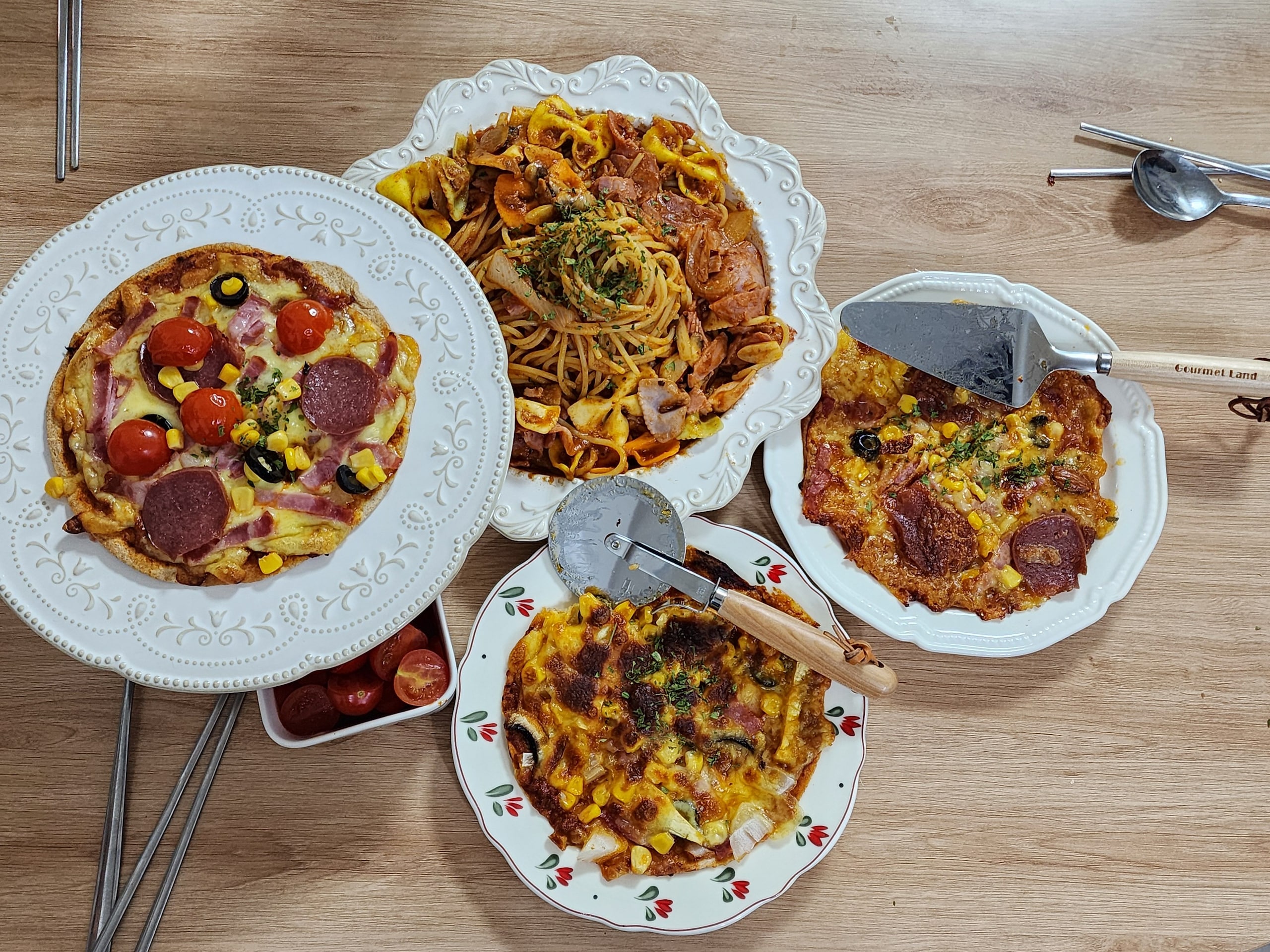 Baroque Ceramic Coffee Cup & Saucer Set user photo