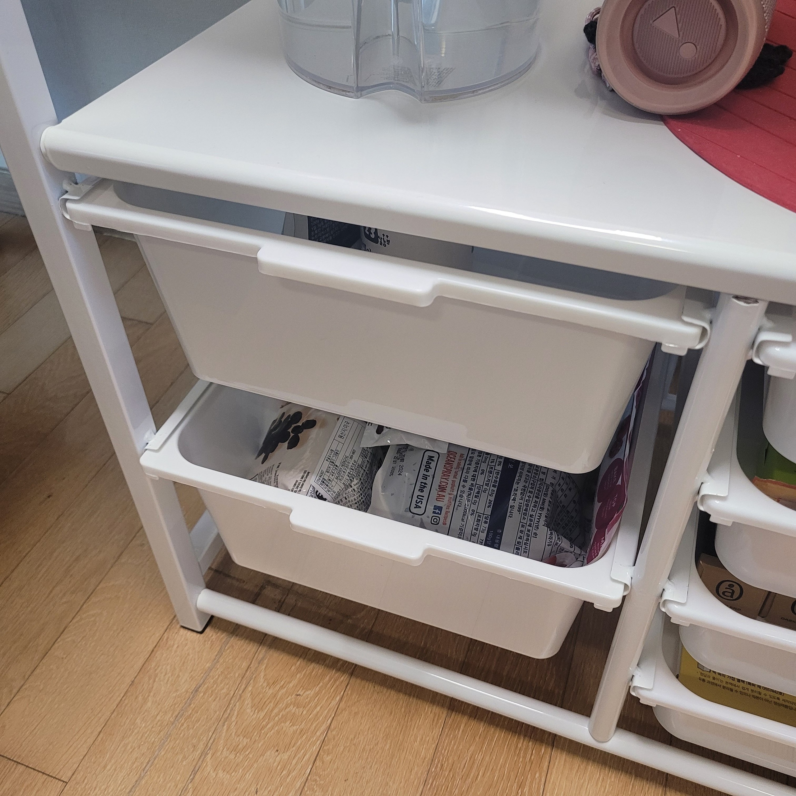 Expandable Rolling Microwave Storage Rack user photo