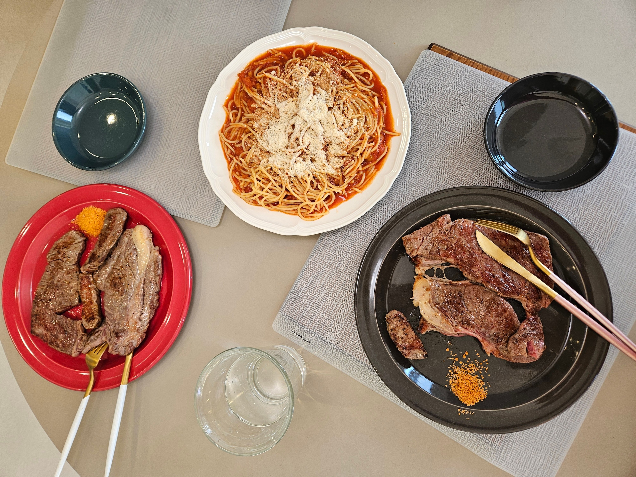 Seoul Minimalist Matte Fork & Knife Set for 4 (8-Piece) user photo