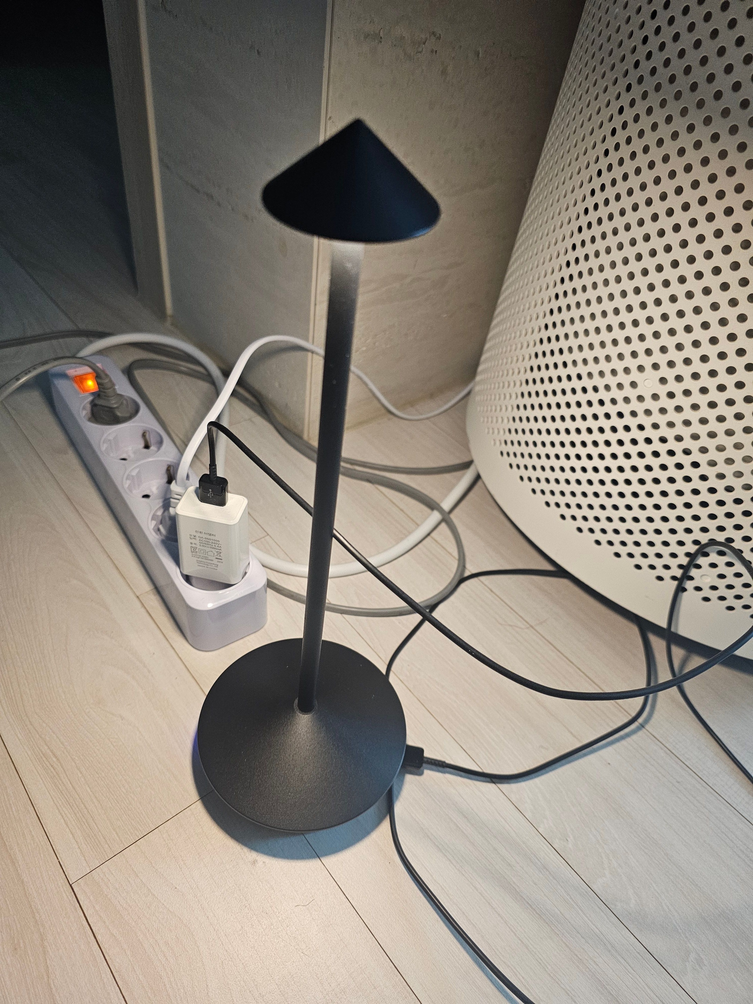 Sleek Modern Desk Lamp user photo