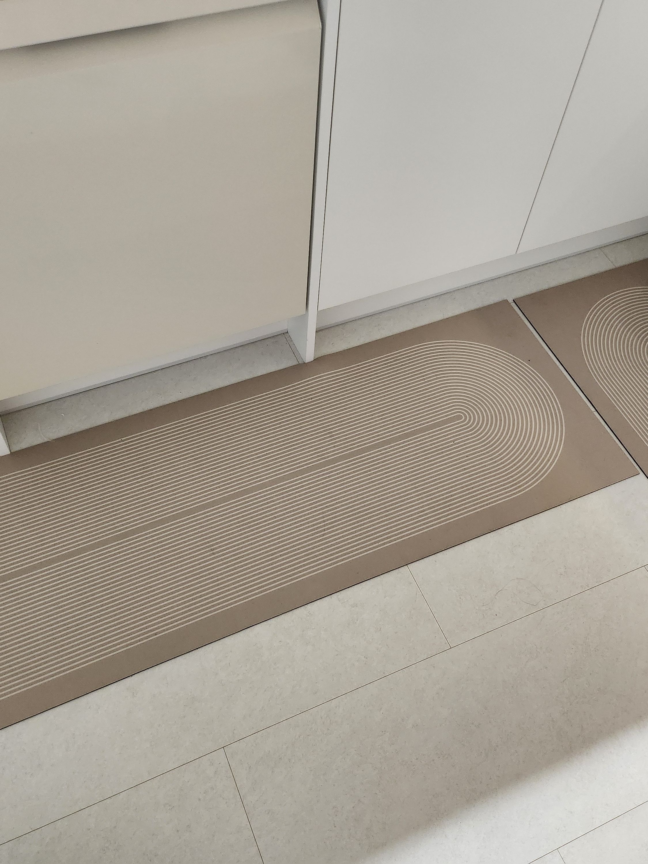 Geometric Washable Diatomite Kitchen Mat user photo
