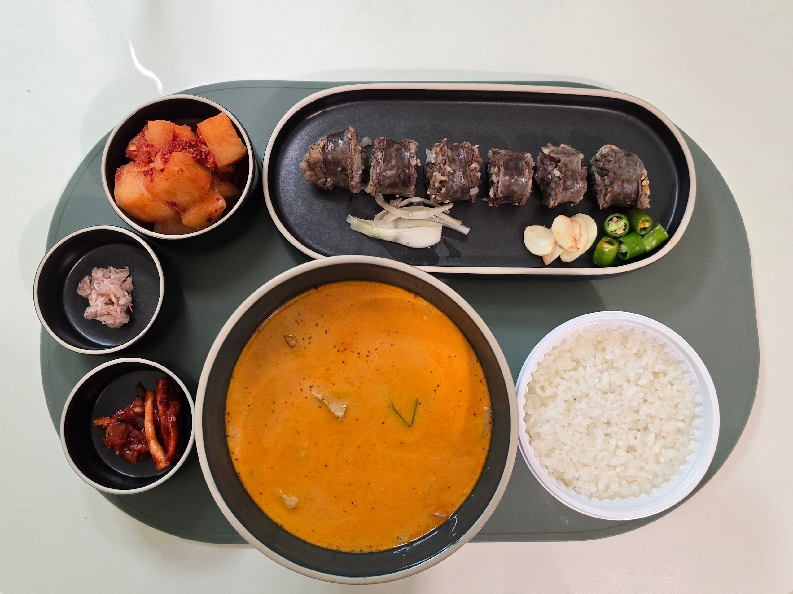 Olheum Stoneware Side Plate user photo