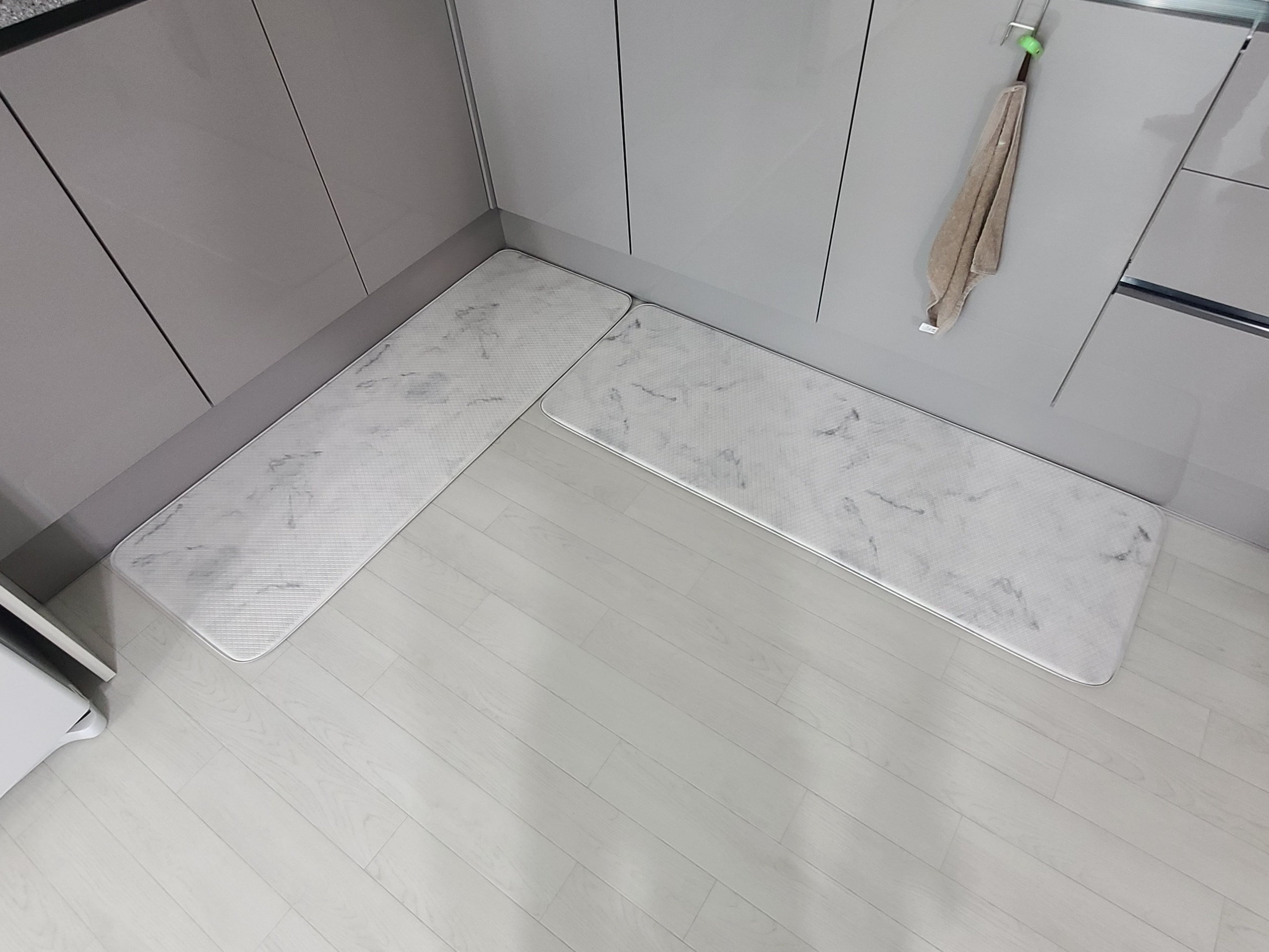 Reversible Marble PVC Kitchen Mat user photo