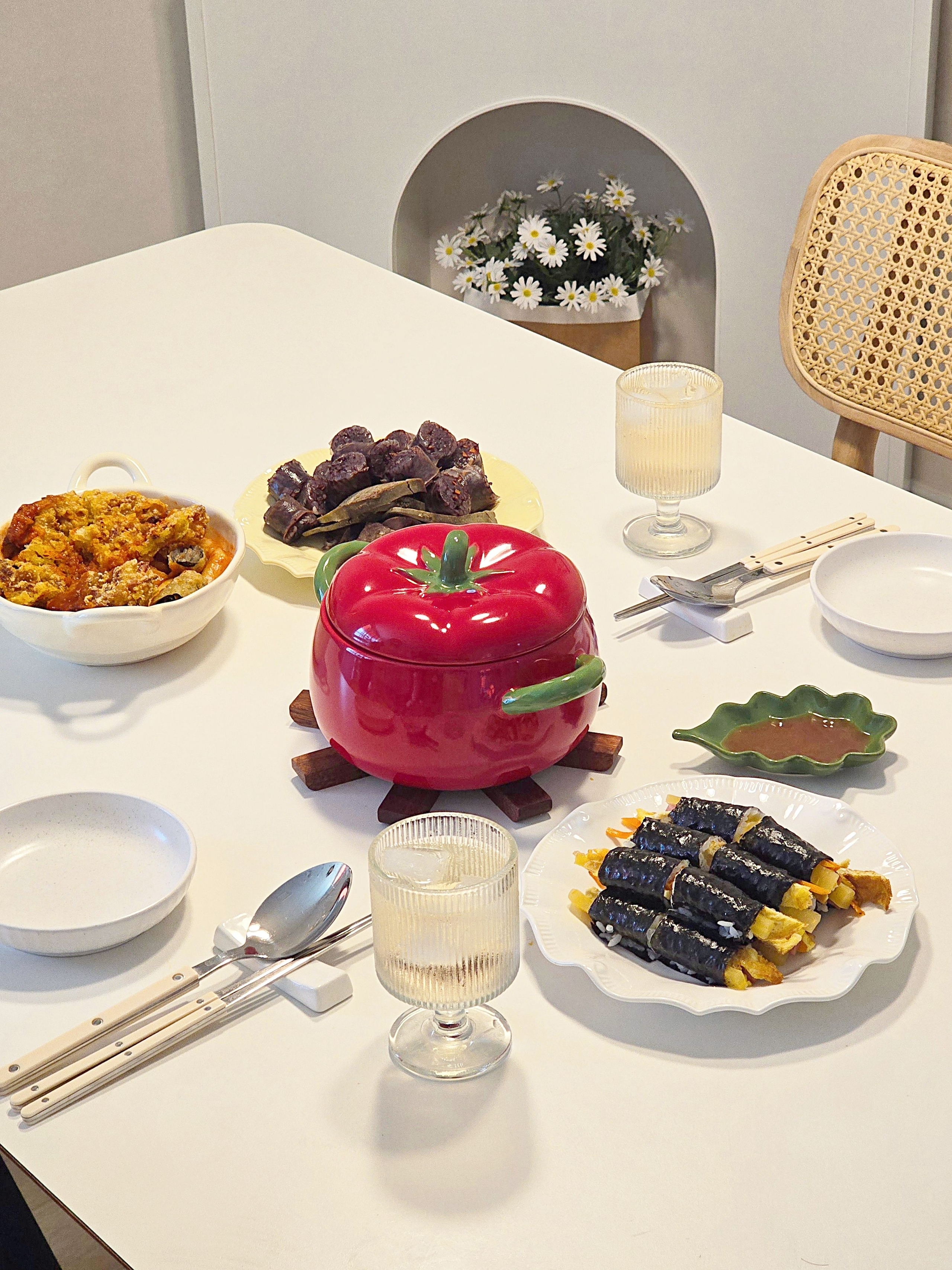 Ruffled Ceramic Dessert Plate user photo