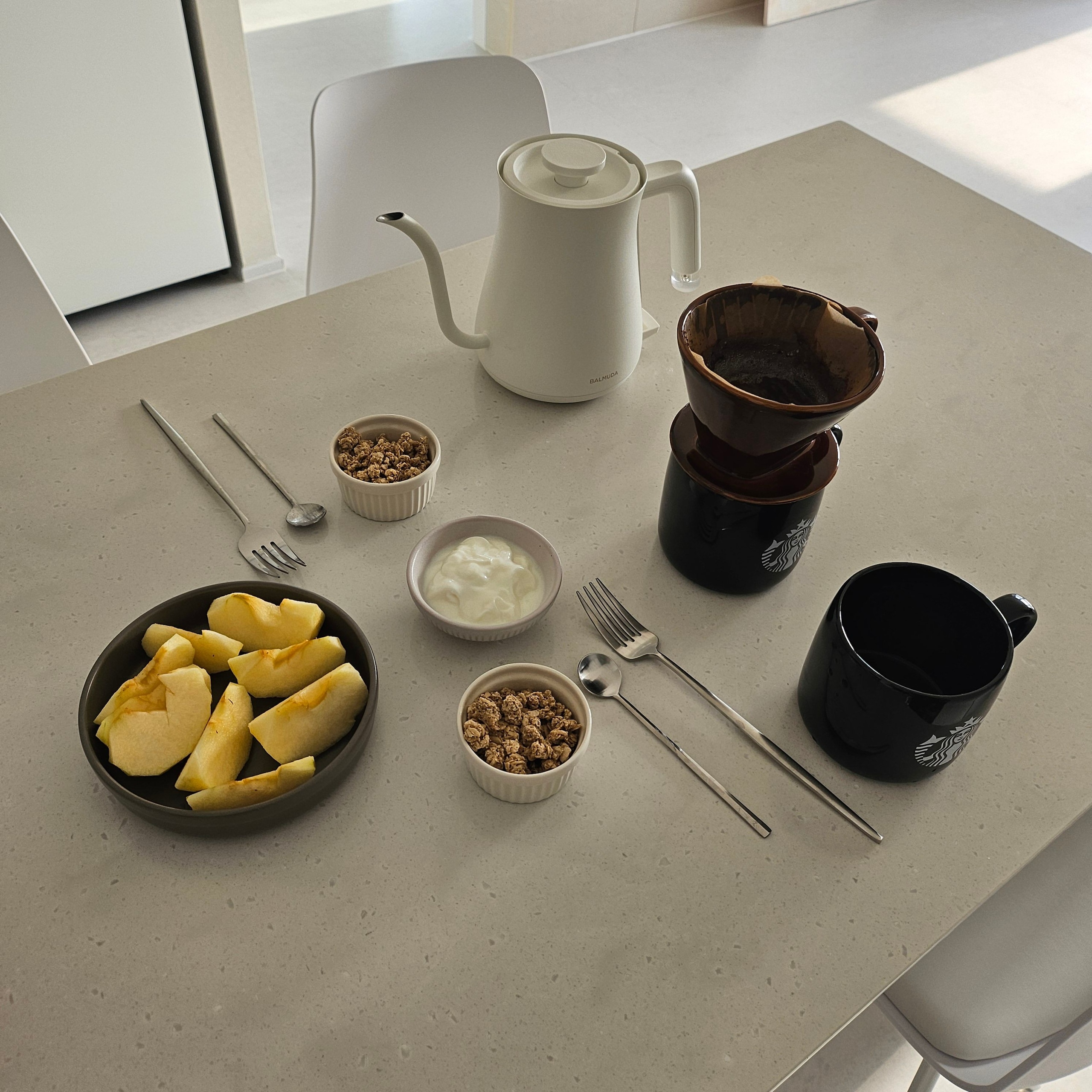 Helio Stainless Steel Full Flatware Set (4-Piece) user photo