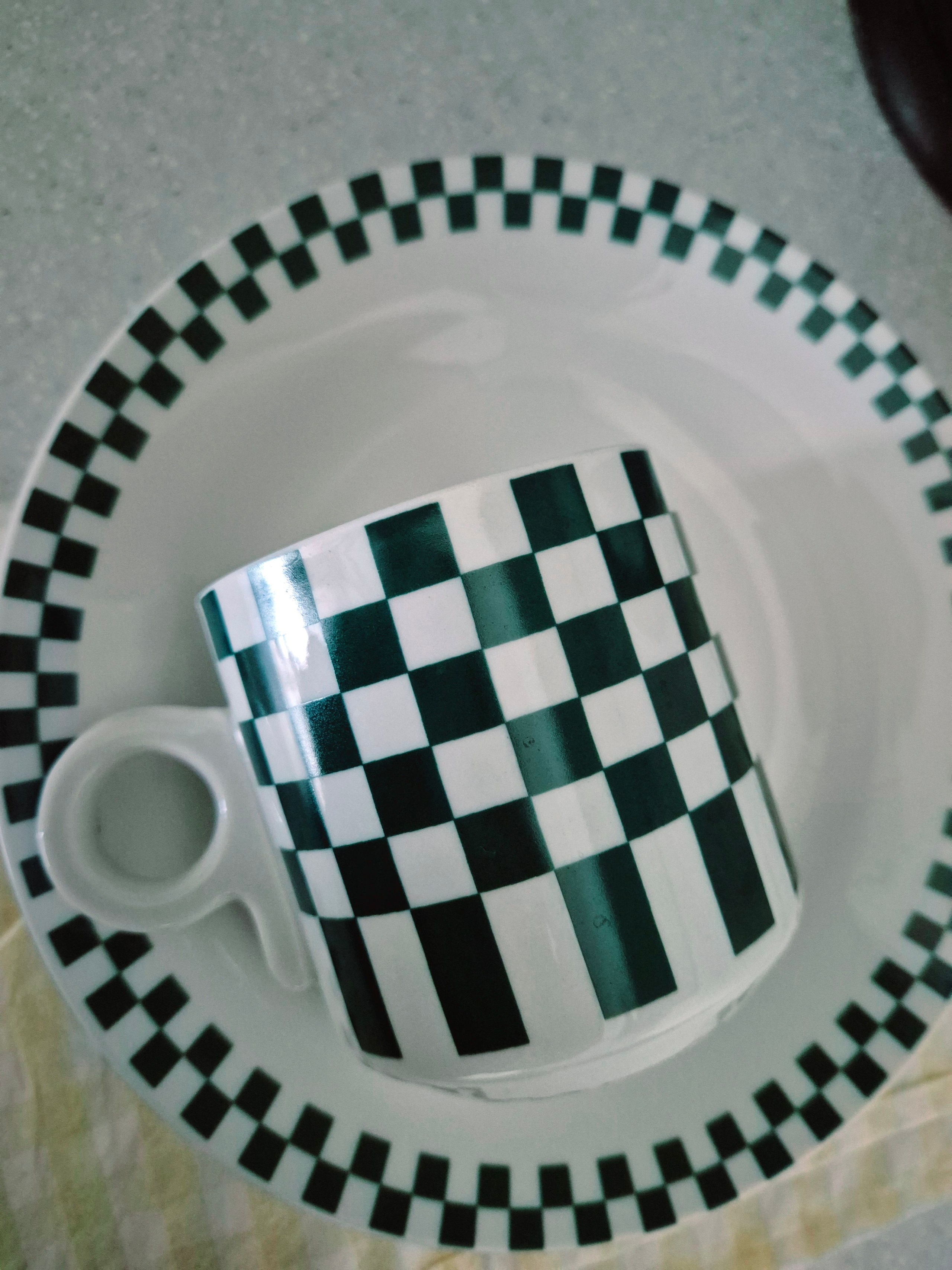 Retro Check Ceramic Mug user photo