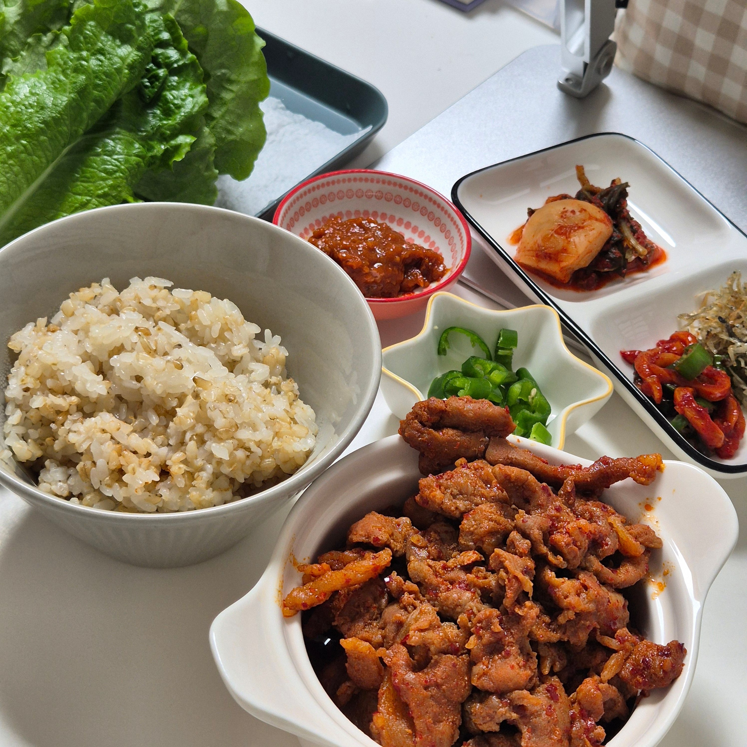Lining Rice Bowl & Soup Bowl Set for 4 (8-Piece) user photo