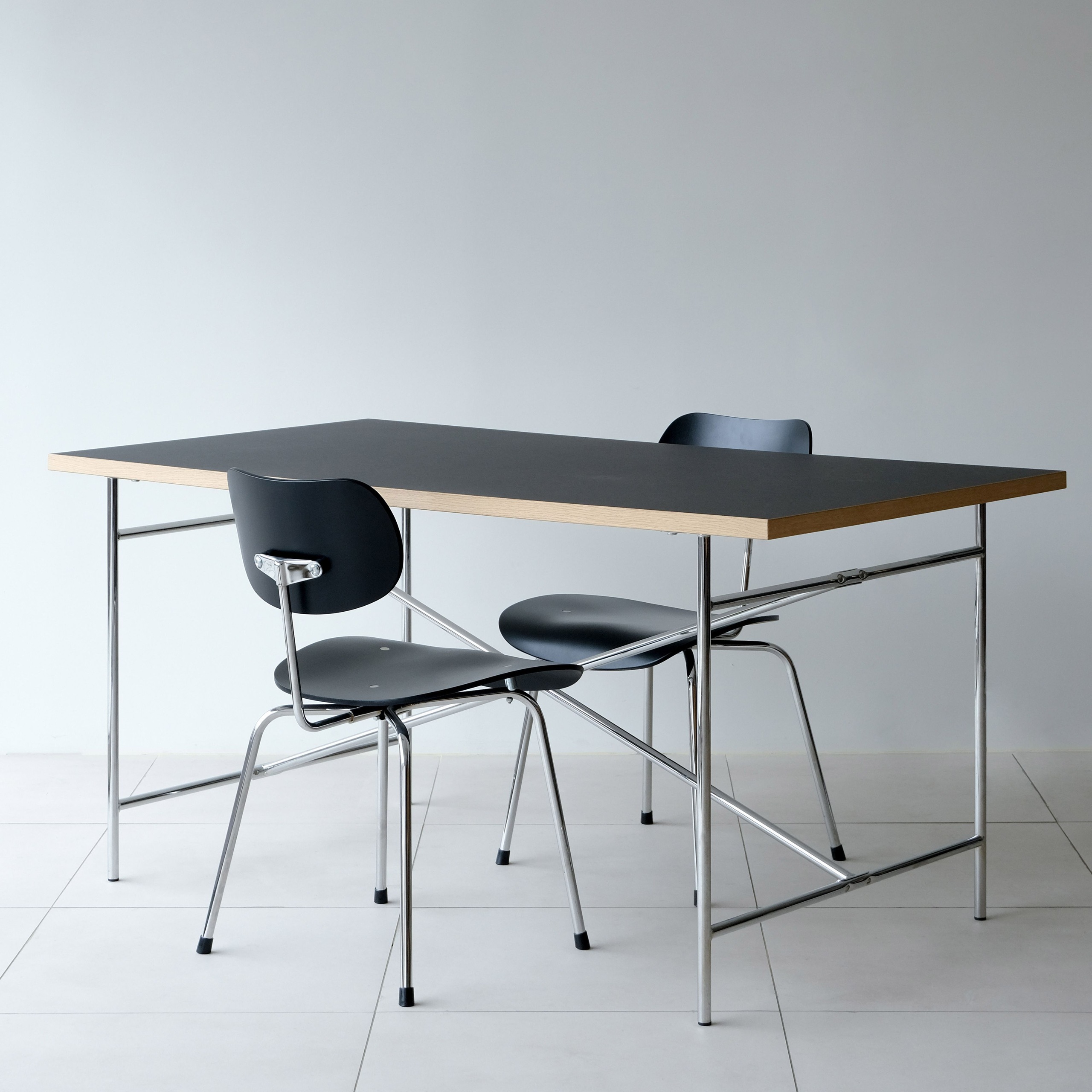 テーブル RICHARD LAMPERT Table 1600 사이즈 컬러 멜라민 화이트 