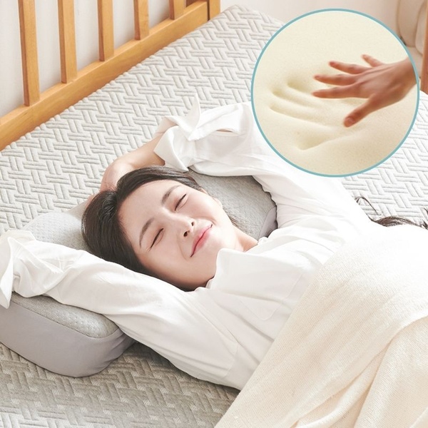 바치고 토퍼 스탠다드 매트리스 거실 돌 흙 침대 바닥 접이식