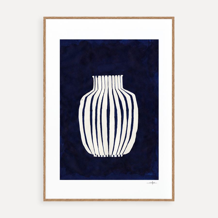 더포스터클럽 Blue Vase 아나 프로이스 아트 프린트