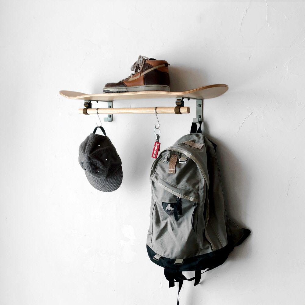 오늘의집 SK8SHELF natural maple - 스케이트보드 벽선반