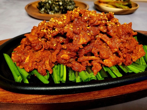 [1+1]식감예술 오돌오돌 오돌뼈 300g*2팩