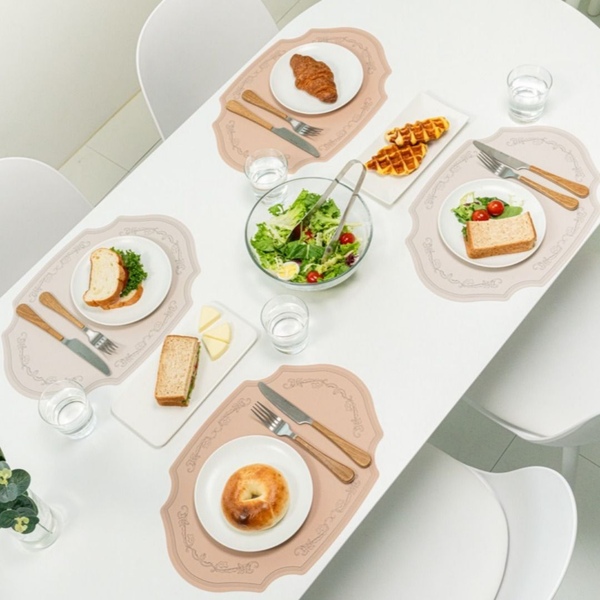 1+1 국내산 플래티넘 실리콘 식탁 테이블매트 식탁보 테이블보 아마빌레