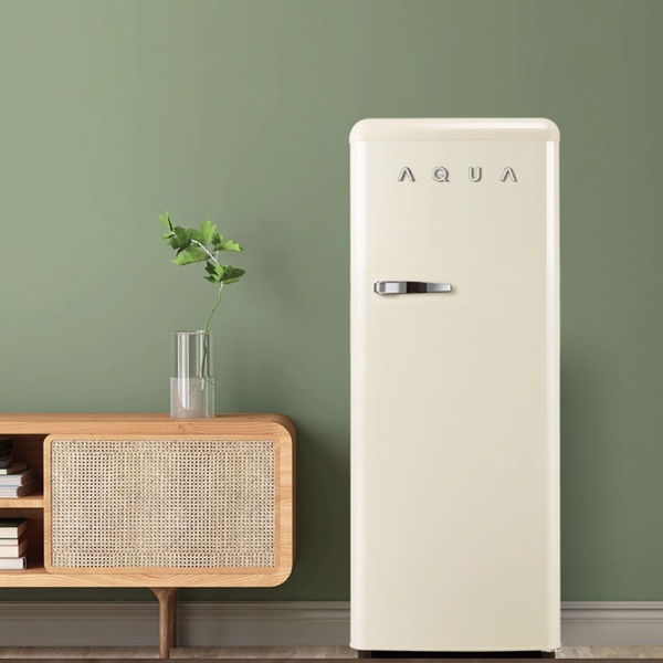 인증점 아쿠아 레트로 스탠드형김치냉장고 ARK133MNI 120L