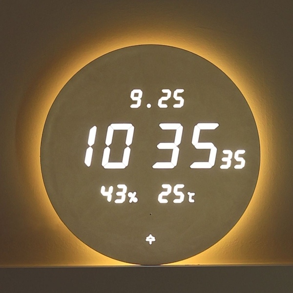 [오늘의집 단독] 백라이트 5세대 온습도 LED 무드등 벽시계
