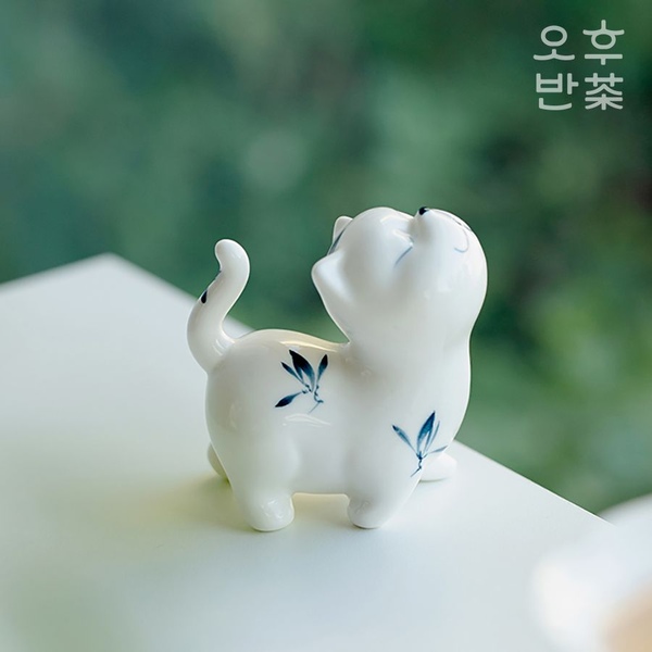 난초꽃 고양이 차친구 차총 티악세사리