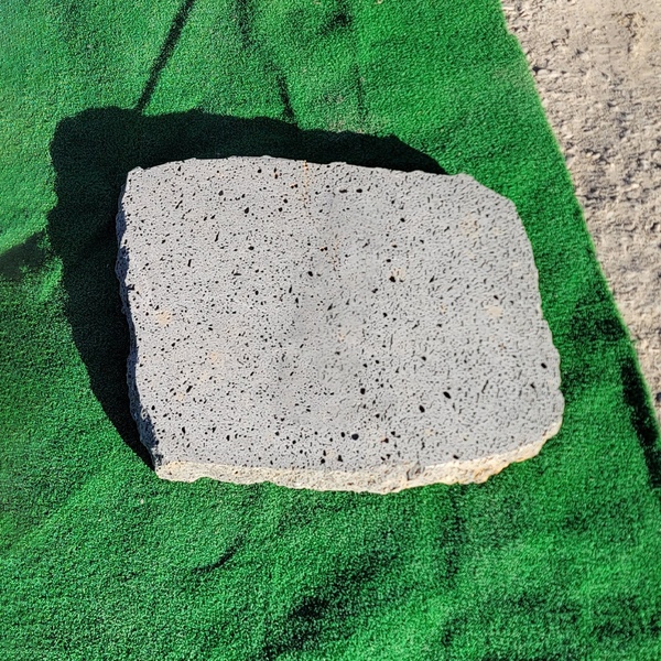 현무암 디딤석 부정형 두께 50T (5cm) / 1헤베(4~5장)