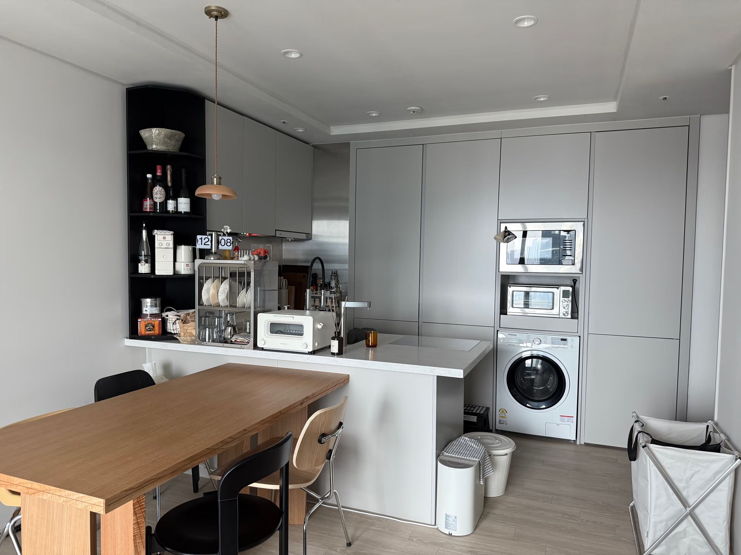 Solid Wood Curve Back Dining Chair user photo