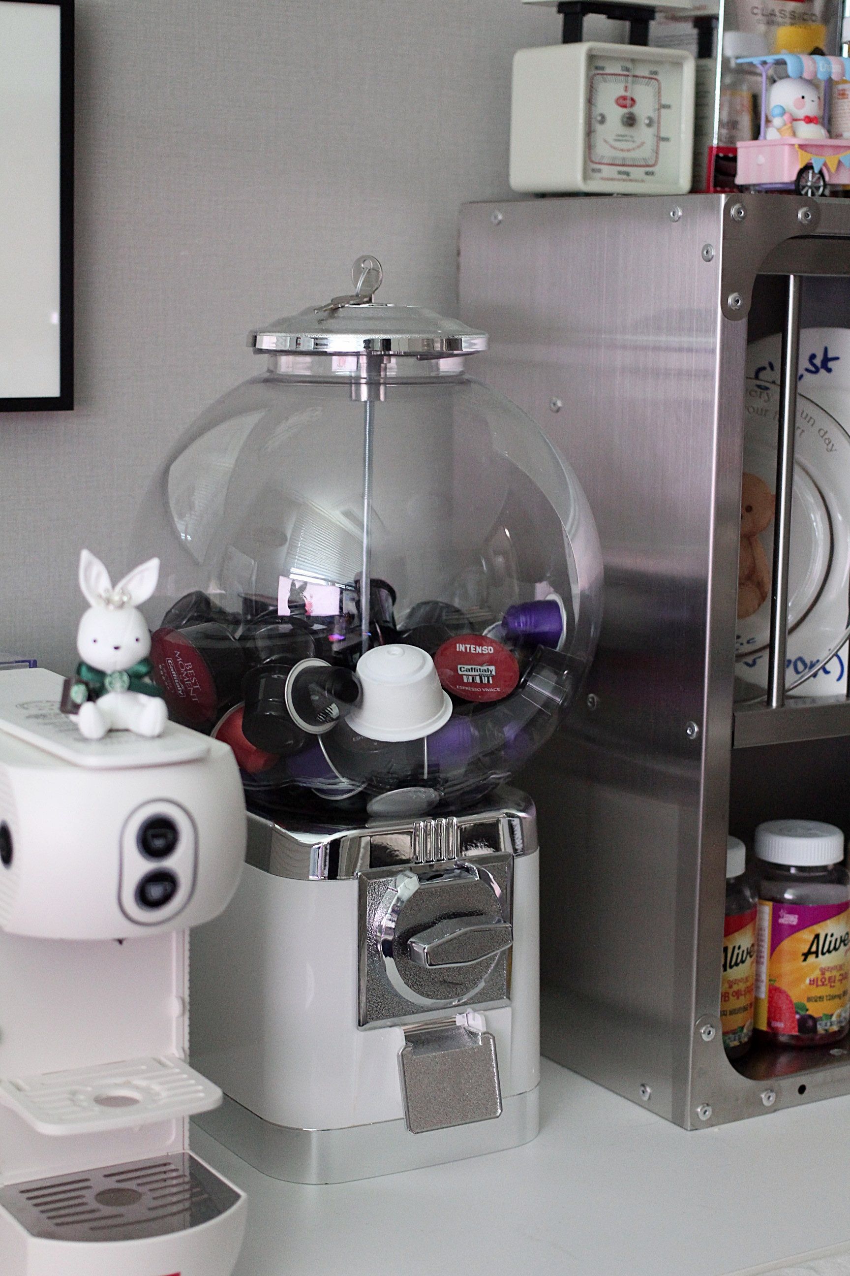 Mini Capsule Dispenser Machine user photo