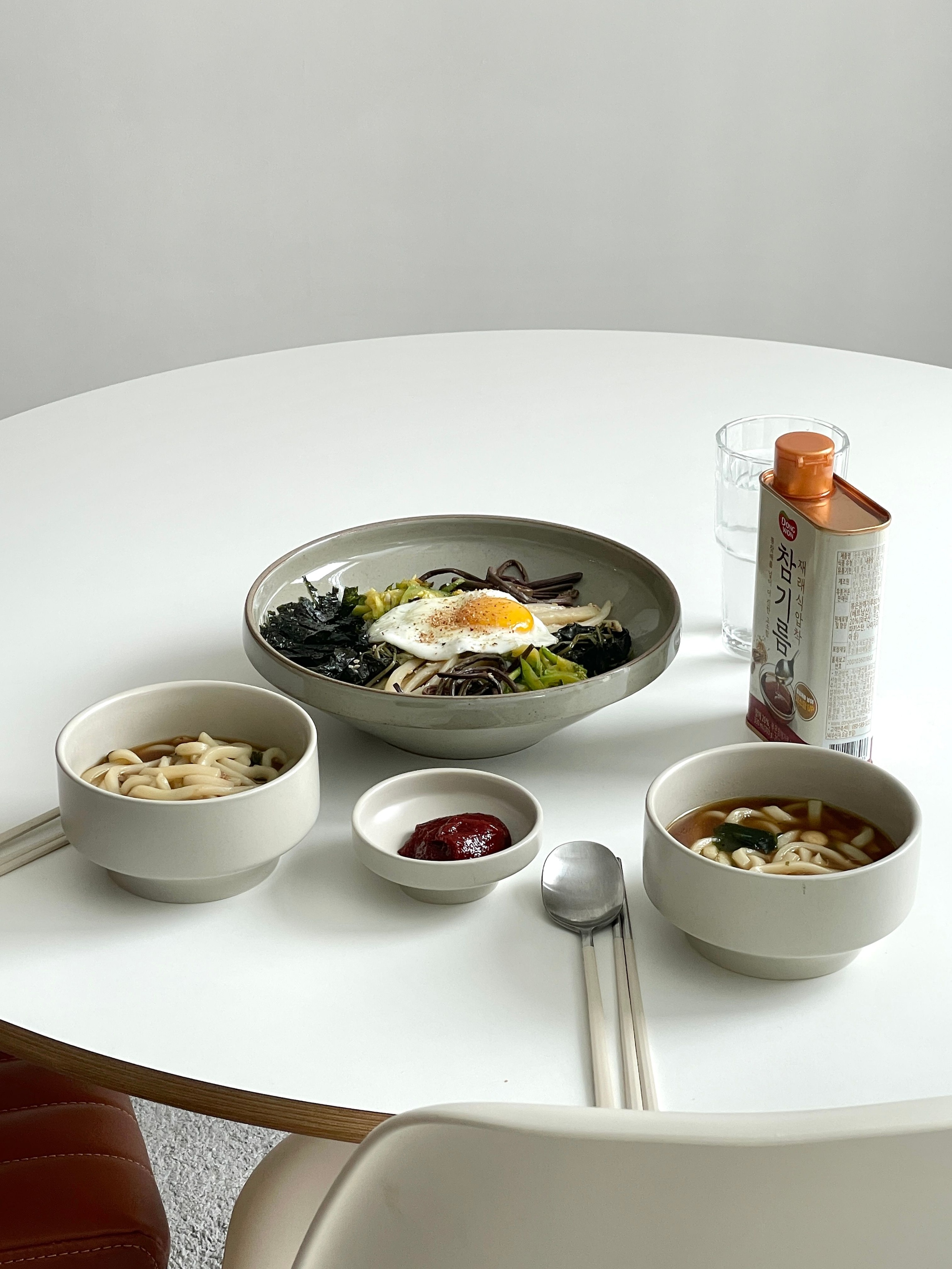 Minimal Mood Ceramic Dinnerware Set (6-24 pieces) user photo