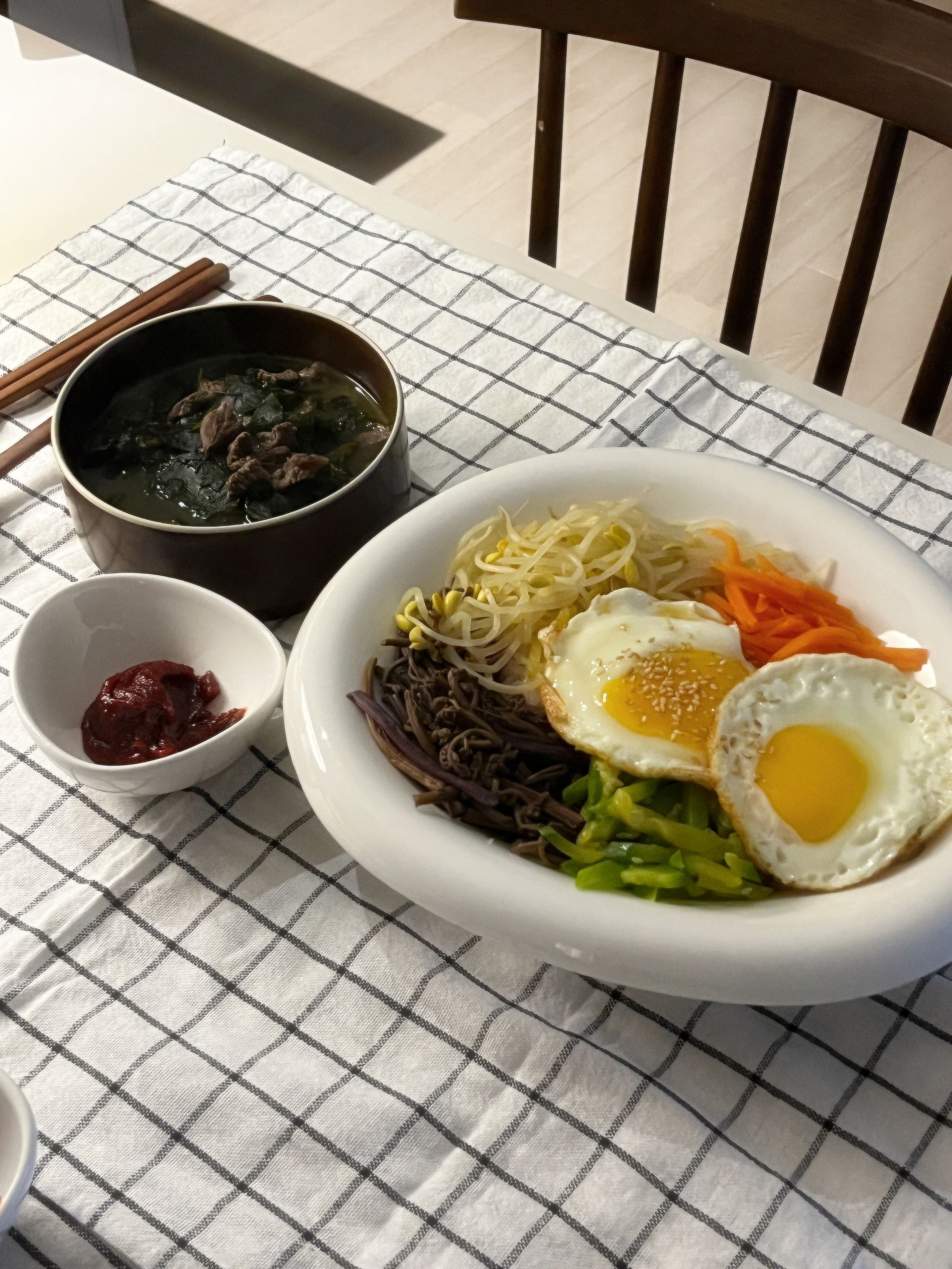 Pebble 4-Piece Pasta & Ramekin Bowl Set user photo