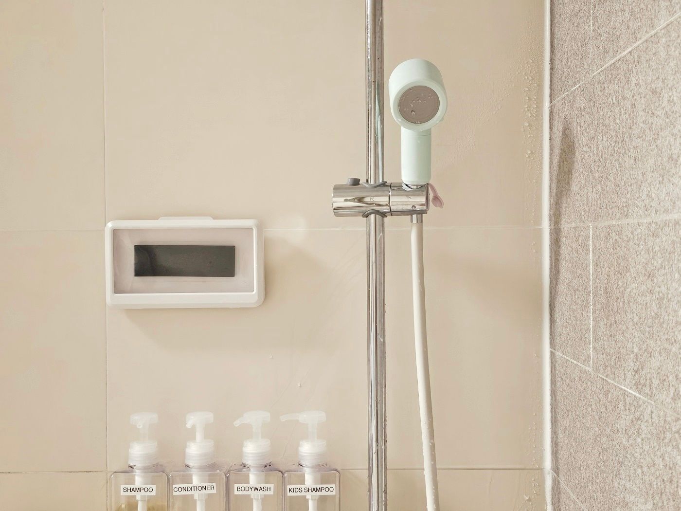 Safety White Waterproof Phone Holder user photo
