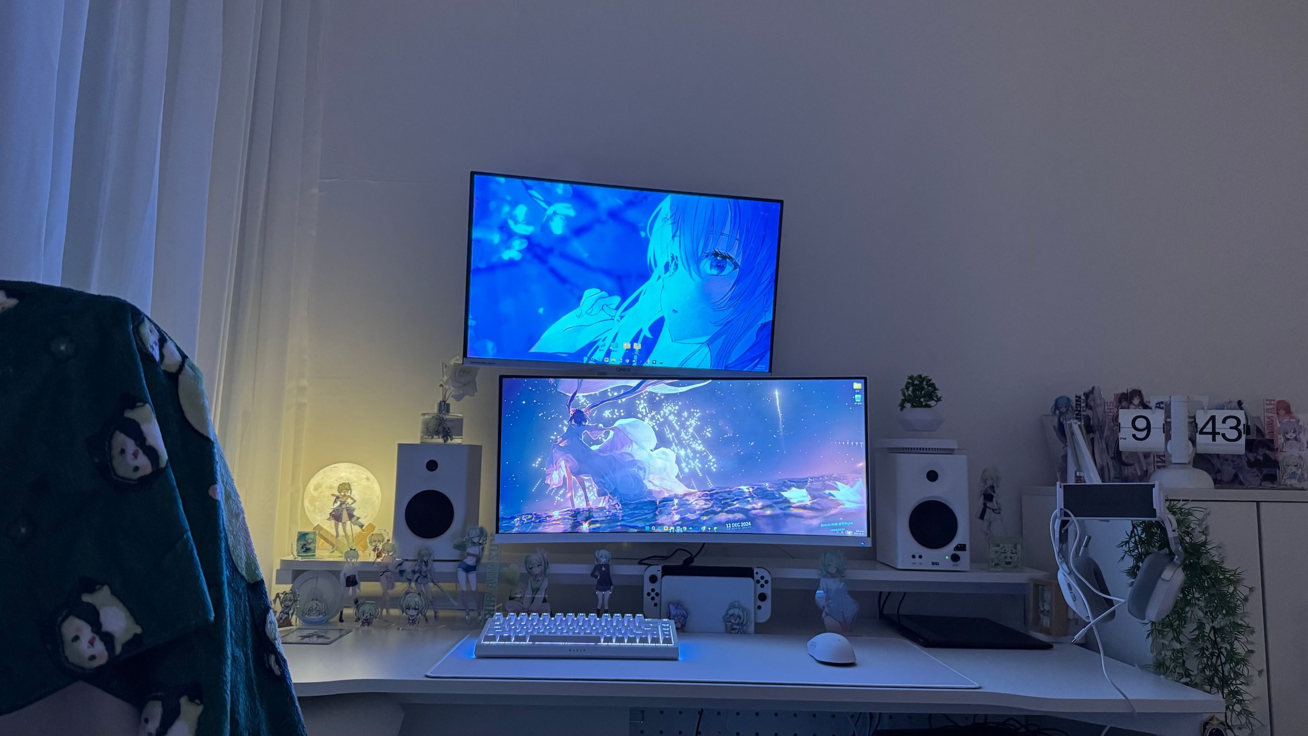 Moon Table Lamp user photo