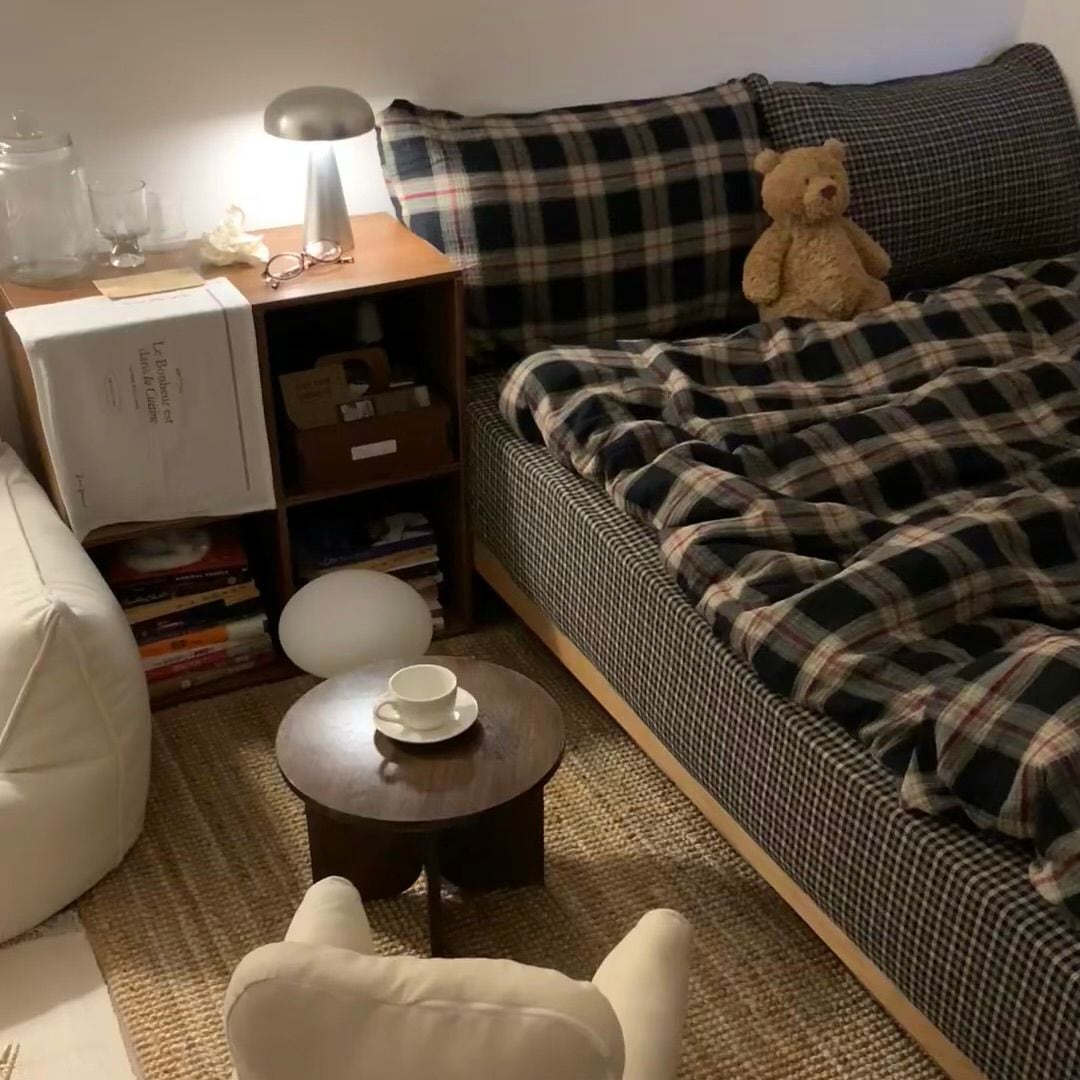 Cone Base Cordless Table Lamp user photo