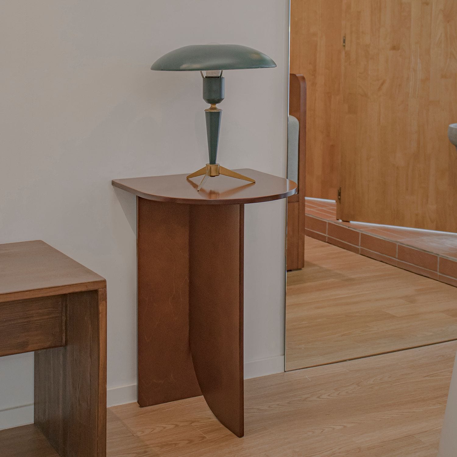 ハンドメイド 木製スツール 半円形 VANO SIX MIK 半円 スツール［2色・2サイズ］ ミディアム ベージュ