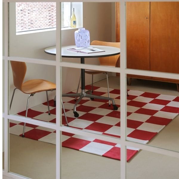The Frigg BIG Checkerboard 洗えるラグ RED［3サイズ］ レッド