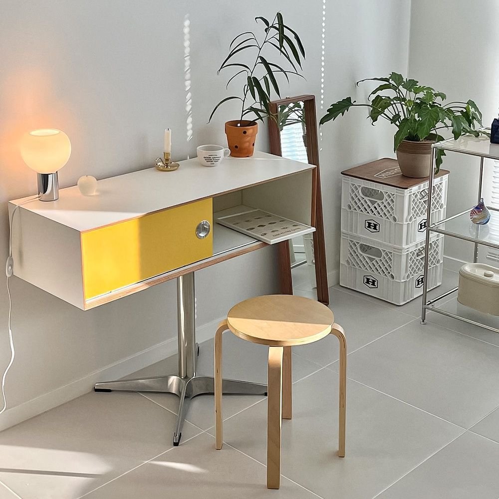 LIVING HIP SLEEK ミッドセンチュリーモダンコンソール収納