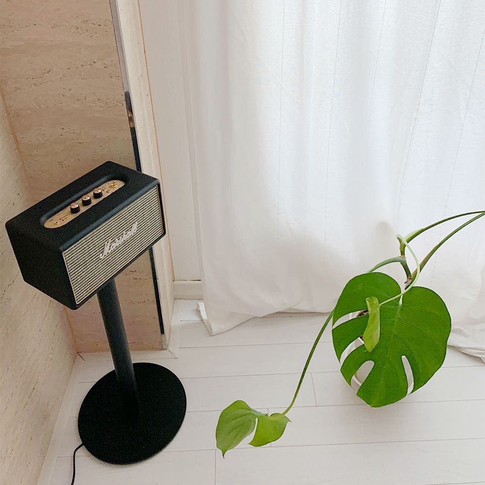 Marshall Acton スピーカースタンド 三脚式木製ウォールナット 完璧なポジショニングを実現するプレミアムスピーカースタンド
