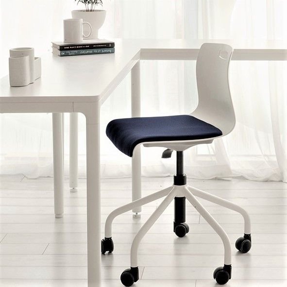 【美品】IKEA オフィスチェアJÄRVFJÄLLET イェルヴフェレット IKEA JÄRVFJÄLLET イェルヴフェレット オフィスチェア アームレスト