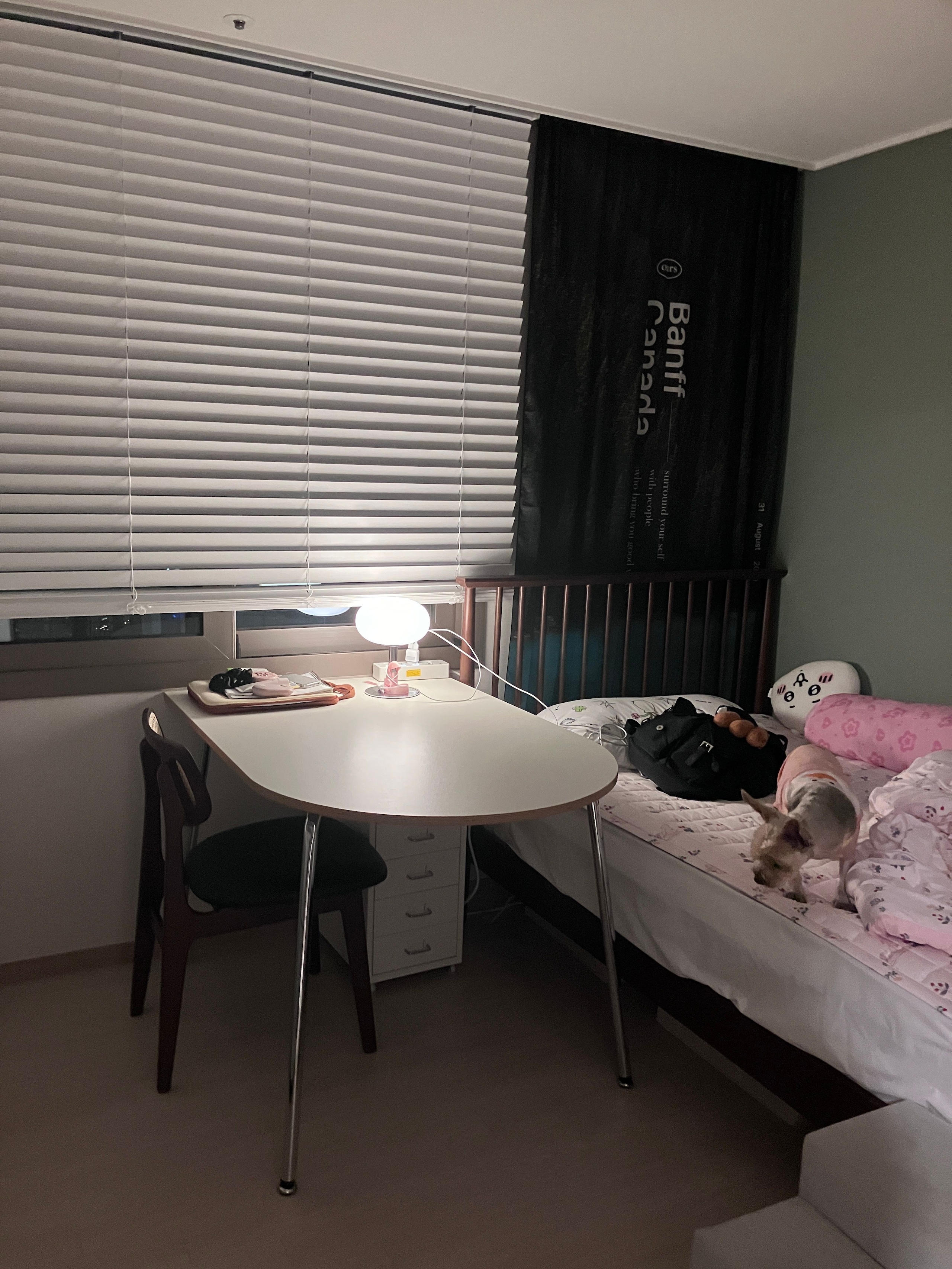 Chrome Half-Oval Mid-Century Table user photo