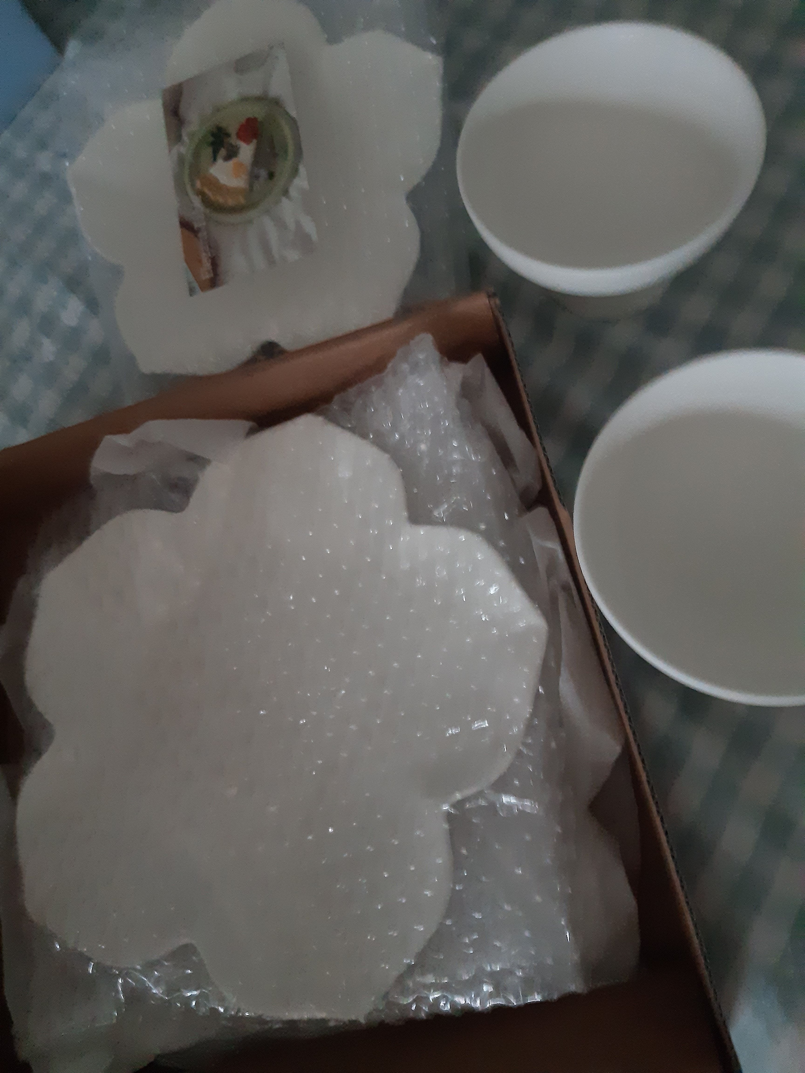 Eunseol Matte Porcelain Pedestal Cup & Plate Set (4-Piece Gift Set) user photo